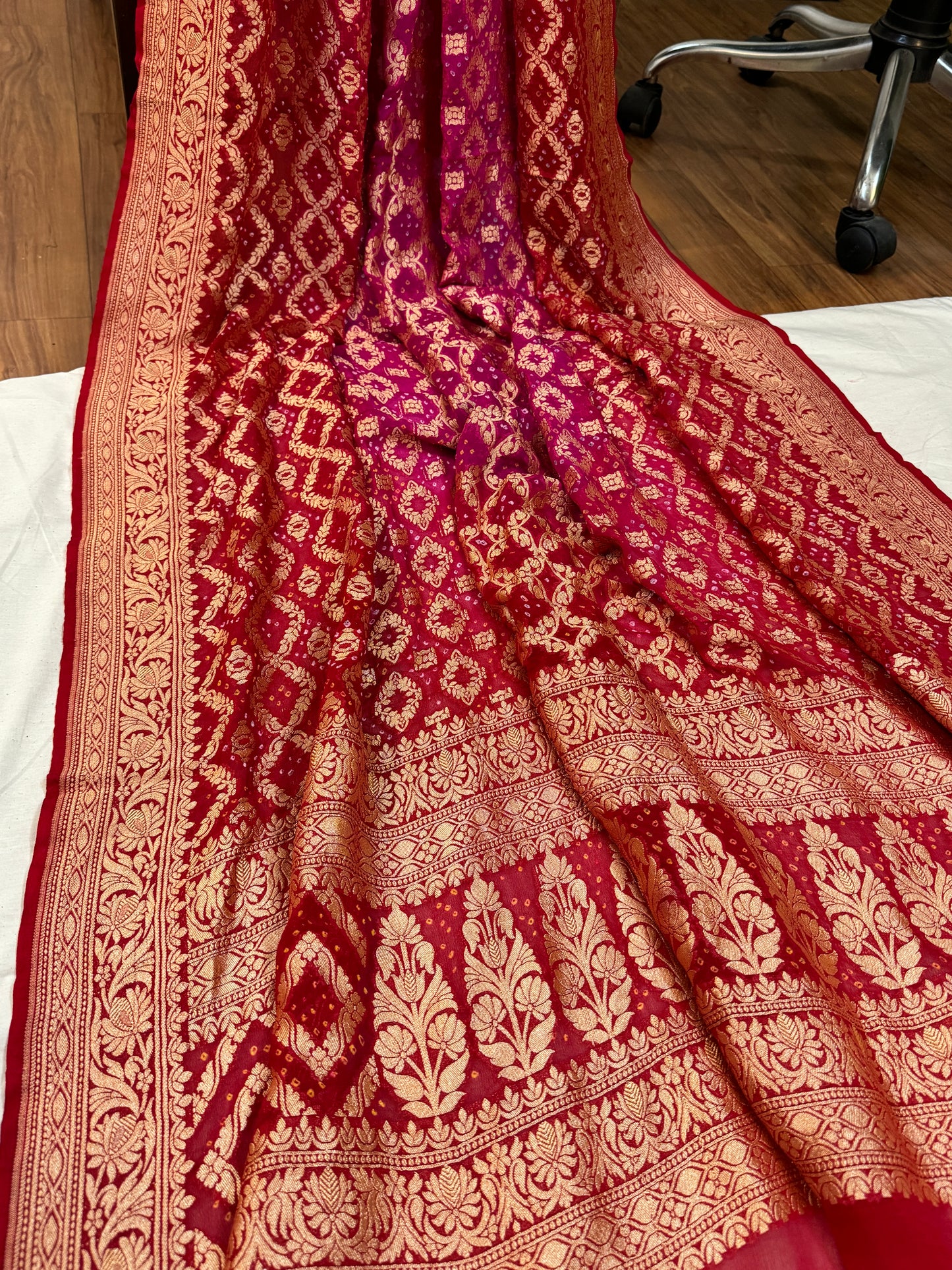 Stunning Red and Pink Bandhani Dupatta by Shades Of Benares - banarasi - banarasi saree shop - banarasi saree manufacturers - banarasi saree wholesale - banaraasi sarees