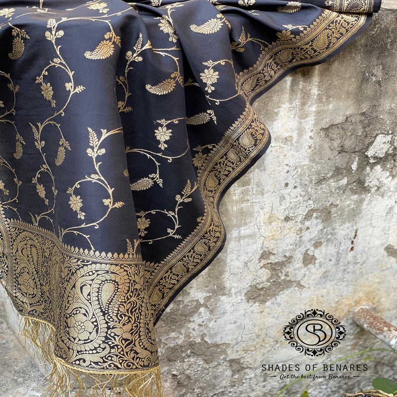 Black Banarasi Handloom Kadhwa Silk Scarf - luxurious and elegant accessory for any occasion.