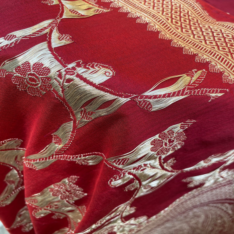 Luxurious Maroon Banarasi Handloom Kadhwa Silk Scarf.