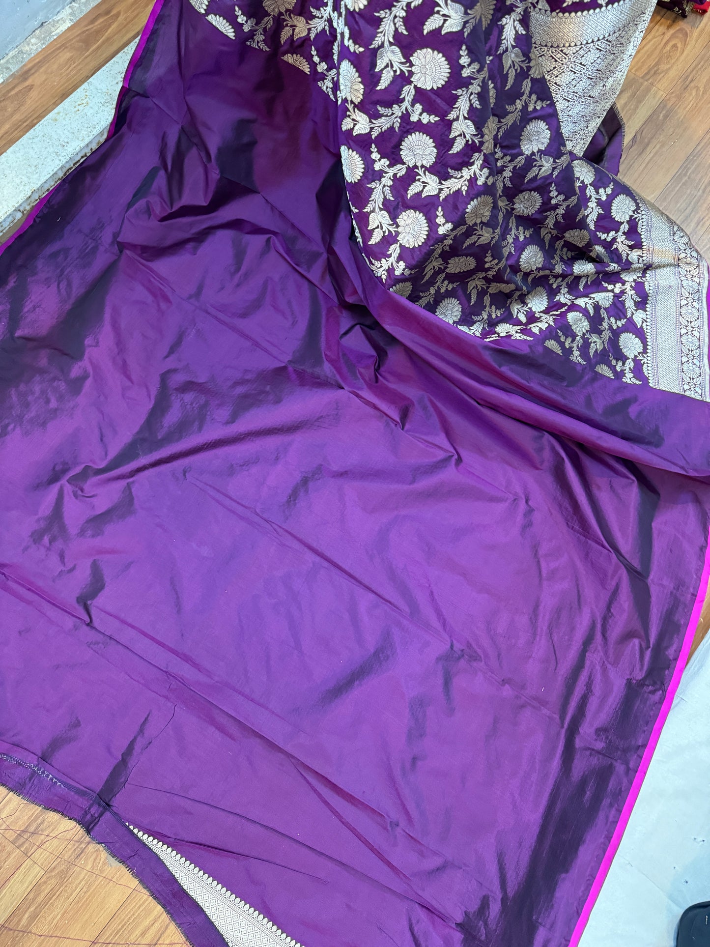 Purple Pure Silk Banarasi Saree with Handwoven Floral Jaal Work by Shades Of Benares - banarasi - banarasi saree shop - banarasi saree manufacturers - banarasi saree wholesale - banaraasi sarees