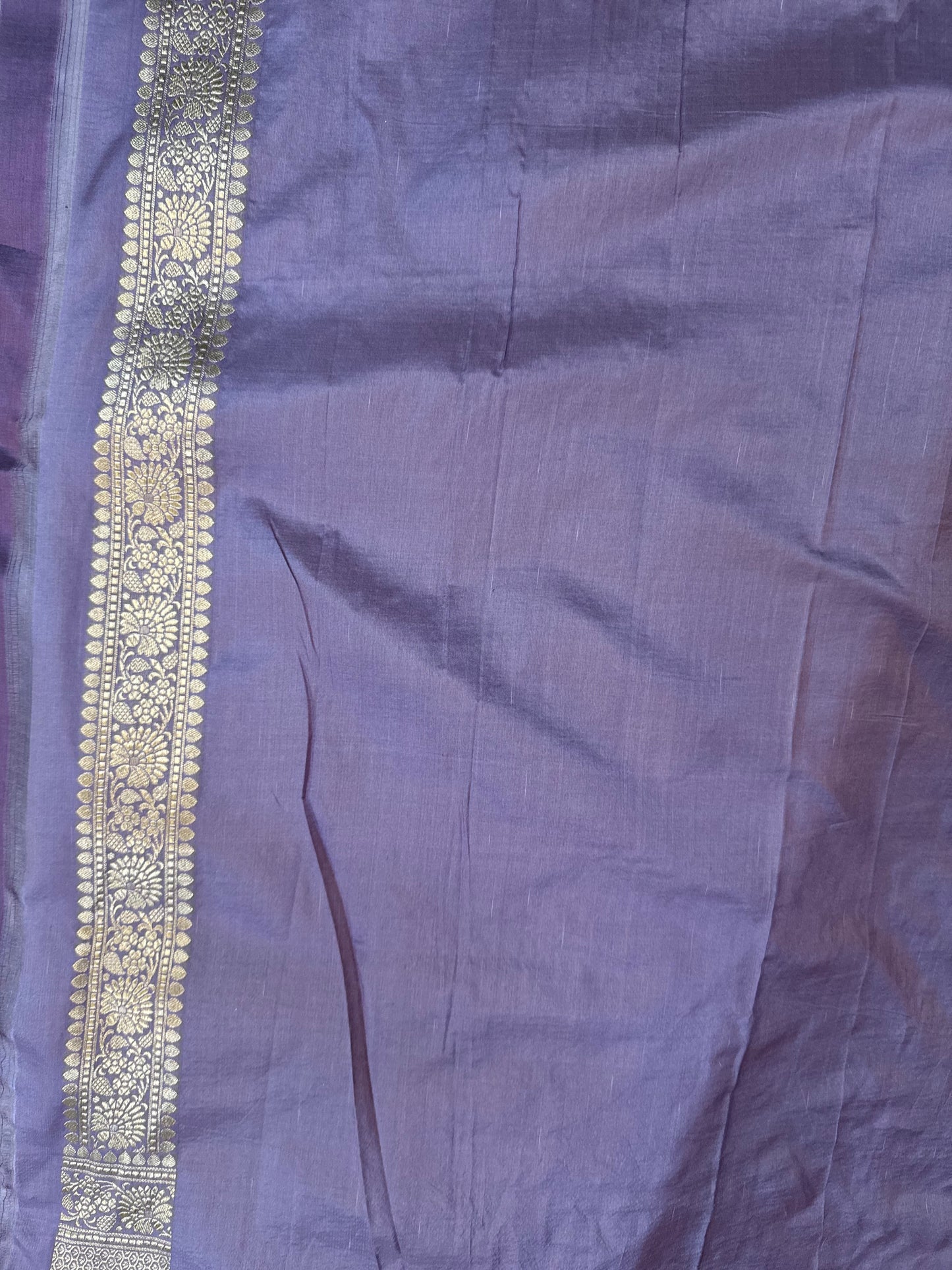 Light Purple Pure Katan Silk Banarasi Saree with All-Over Handwoven Jaal Work by Shades Of Benares - banarasi - banarasi saree shop - banarasi saree manufacturers - banarasi saree wholesale - banaraasi sarees