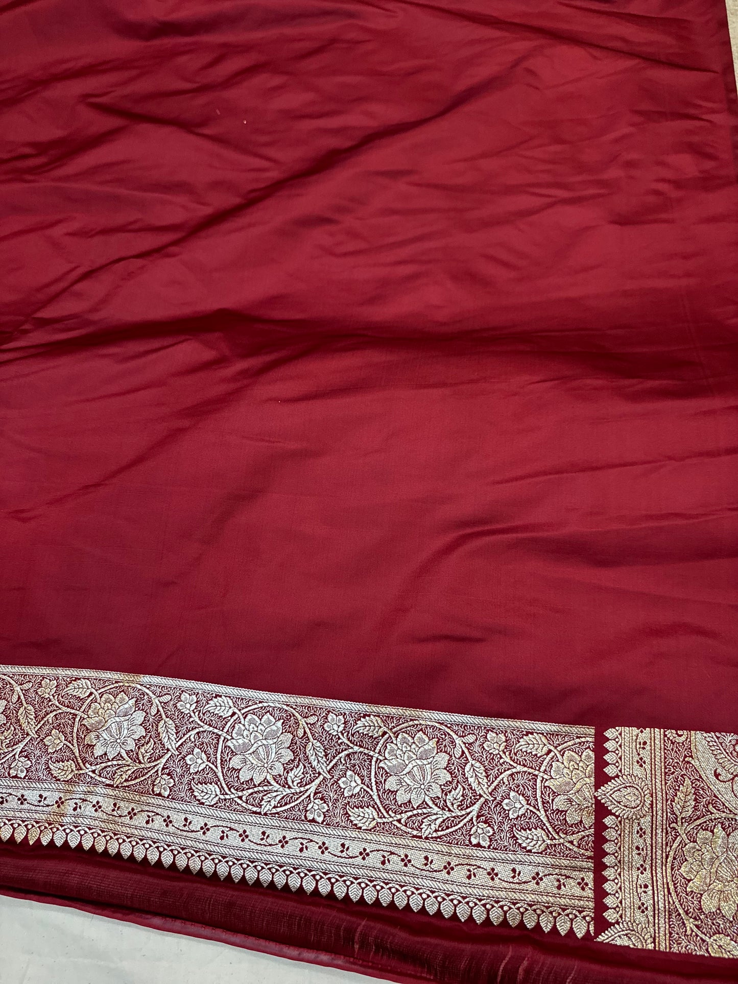 Maroon Pure Silk Handloom Banarasi Saree with All-Over Handwoven Jaal Work by Shades Of Benares - banarasi - banarasi saree shop - banarasi saree manufacturers - banarasi saree wholesale - banaraasi sarees