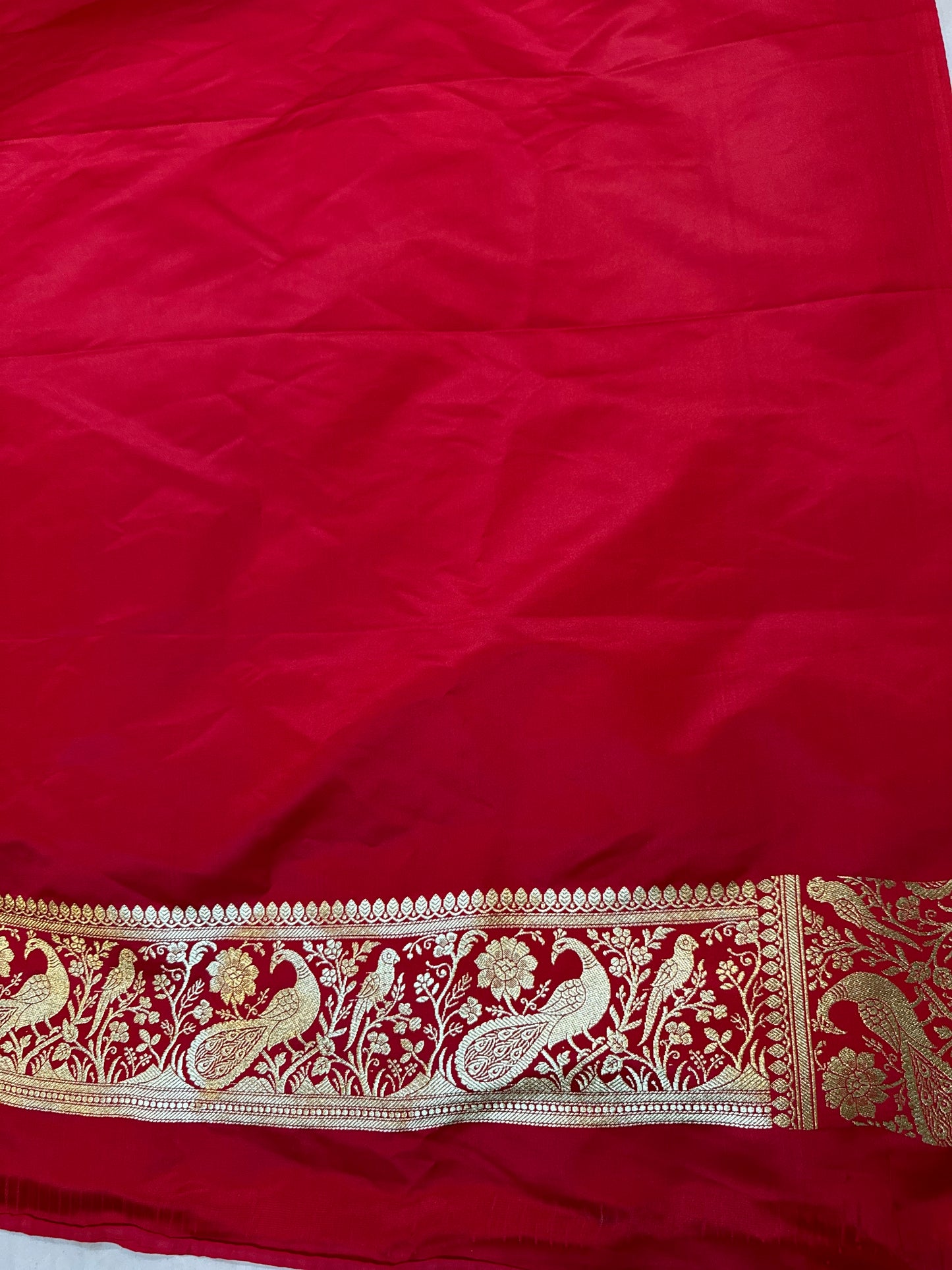 Red Shikargaah Pure Silk Handloom Banarasi Saree with Gold Zari by Shades Of Benares - banarasi - banarasi saree shop - banarasi saree manufacturers - banarasi saree wholesale - banaraasi sarees