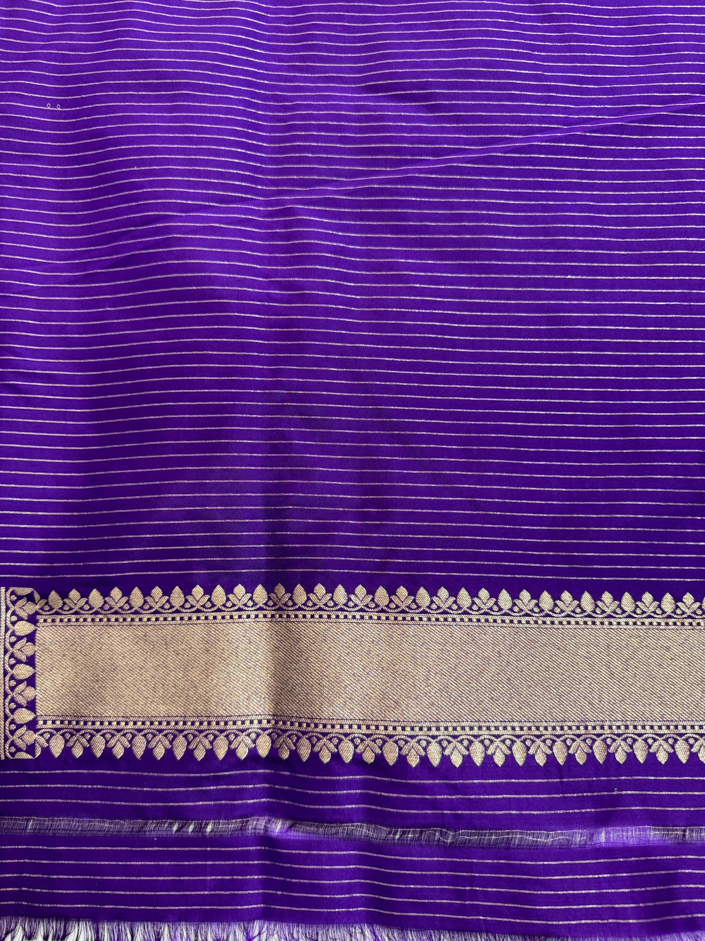 Purple Pure Silk Handloom Banarasi Saree with Sona Rupa Butis by Shades Of Benares - banarasi - banarasi saree shop - banarasi saree manufacturers - banarasi saree wholesale - banaraasi sarees