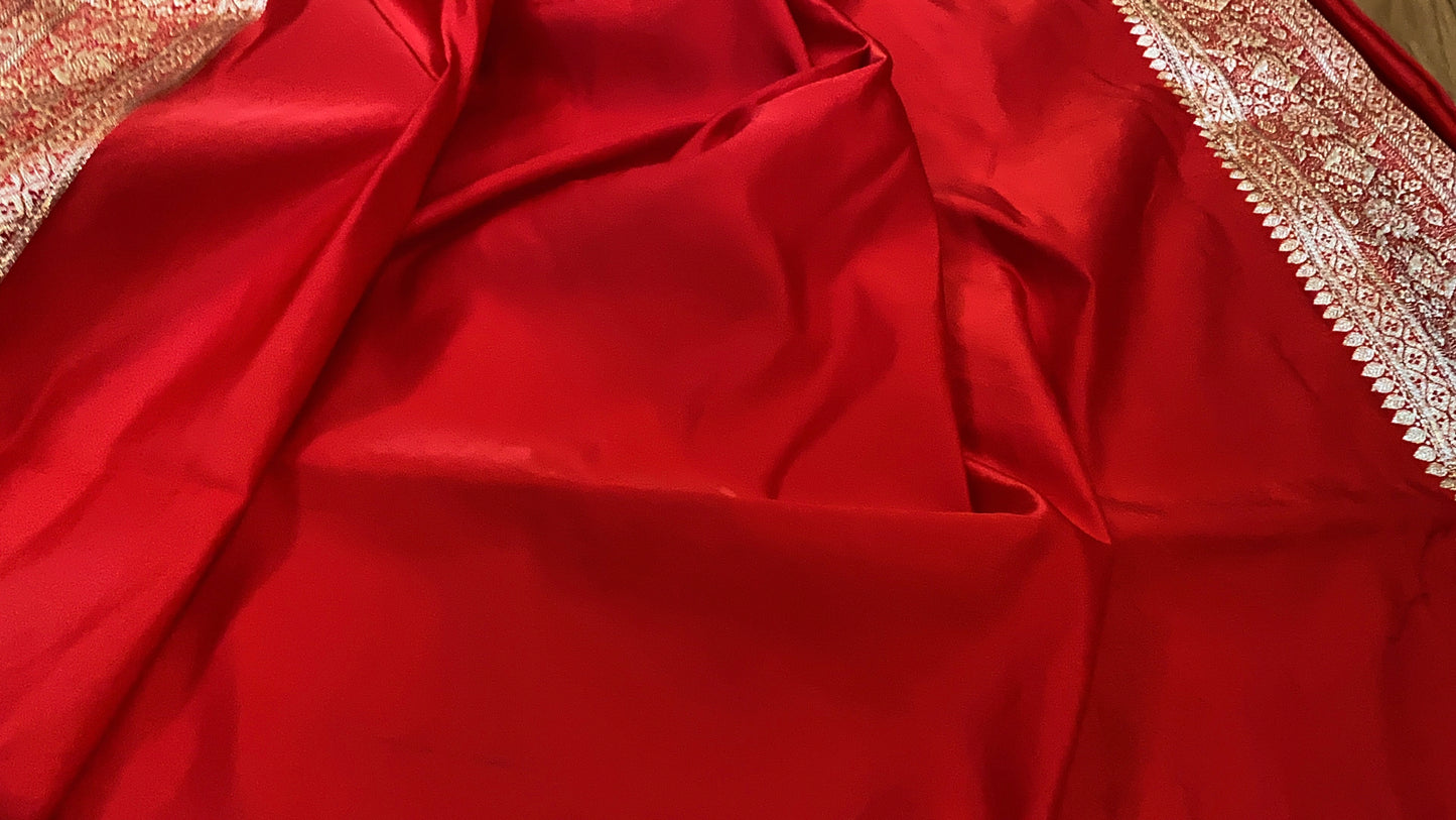 Luxurious Red Handloom Pure Silk Banarasi Saree by Shades Of Benares - banarasi - banarasi saree shop - banarasi saree manufacturers - banarasi saree wholesale - banaraasi sarees