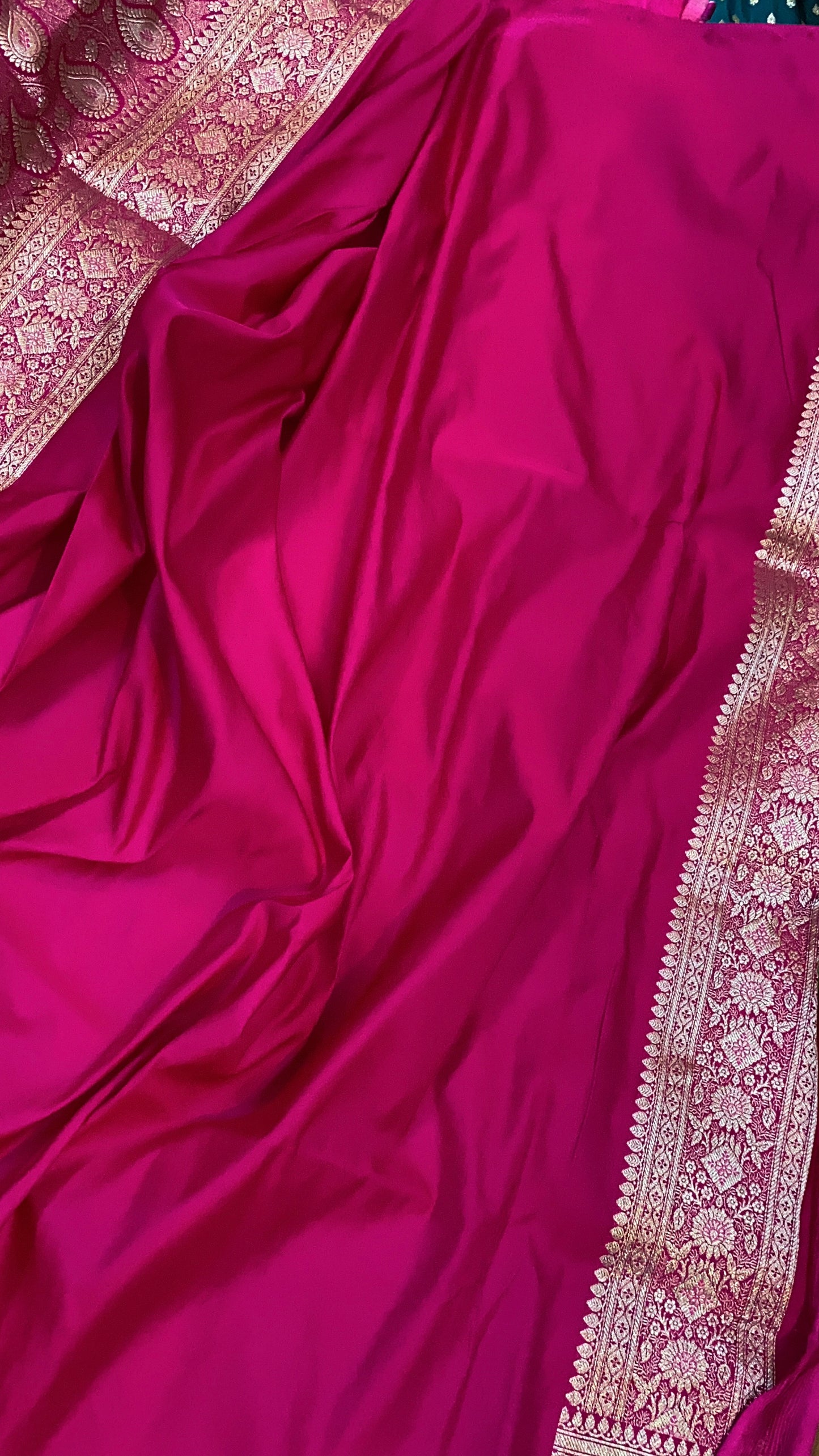 Celebrate Tradition with Rani Pink Pure Silk Banarasi Saree by Shades Of Benares - banarasi - banarasi saree shop - banarasi saree manufacturers - banarasi saree wholesale - banaraasi sarees
