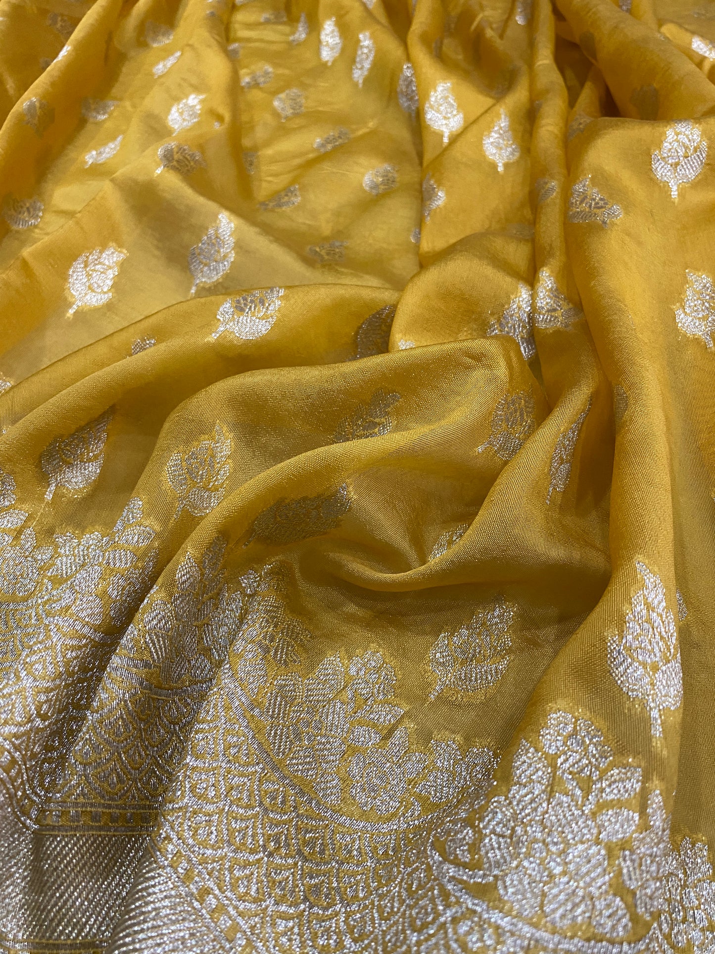 Giallo Sontuoso Cutwork Butis Couture Pure Mango Silk Banarasi Saree