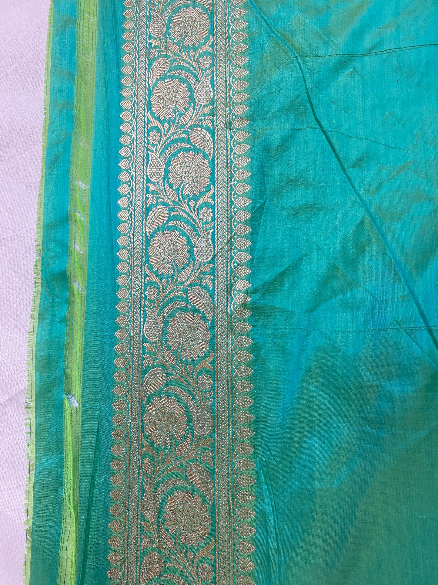 Sea Green Pure Silk Banarasi Saree with Floral Jaal by Shades Of Benares - banarasi - banarasi saree shop - banarasi saree manufacturers - banarasi saree wholesale - banaraasi sarees