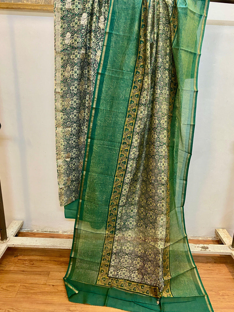 Green Banarasi Pure cotton handloom 3 pcs suit set - Shades Of Benares