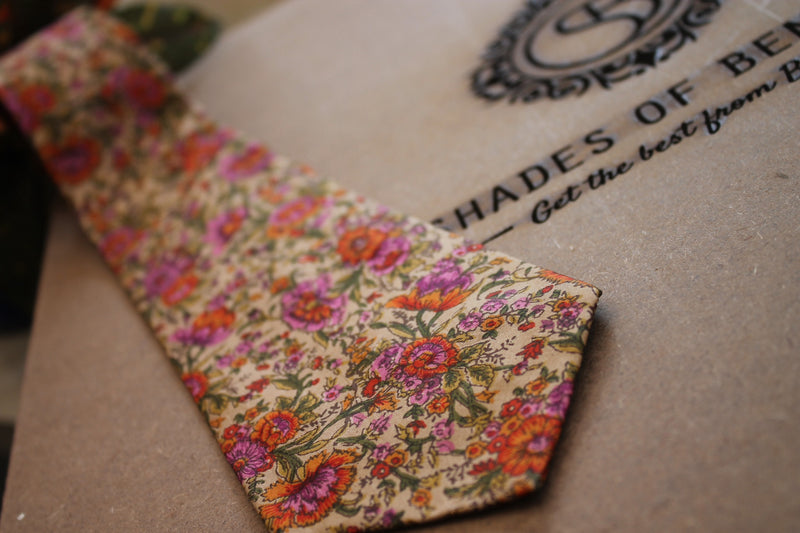 Sophisticated cream hand-printed Banarasi silk neck tie from Shades of Benares.