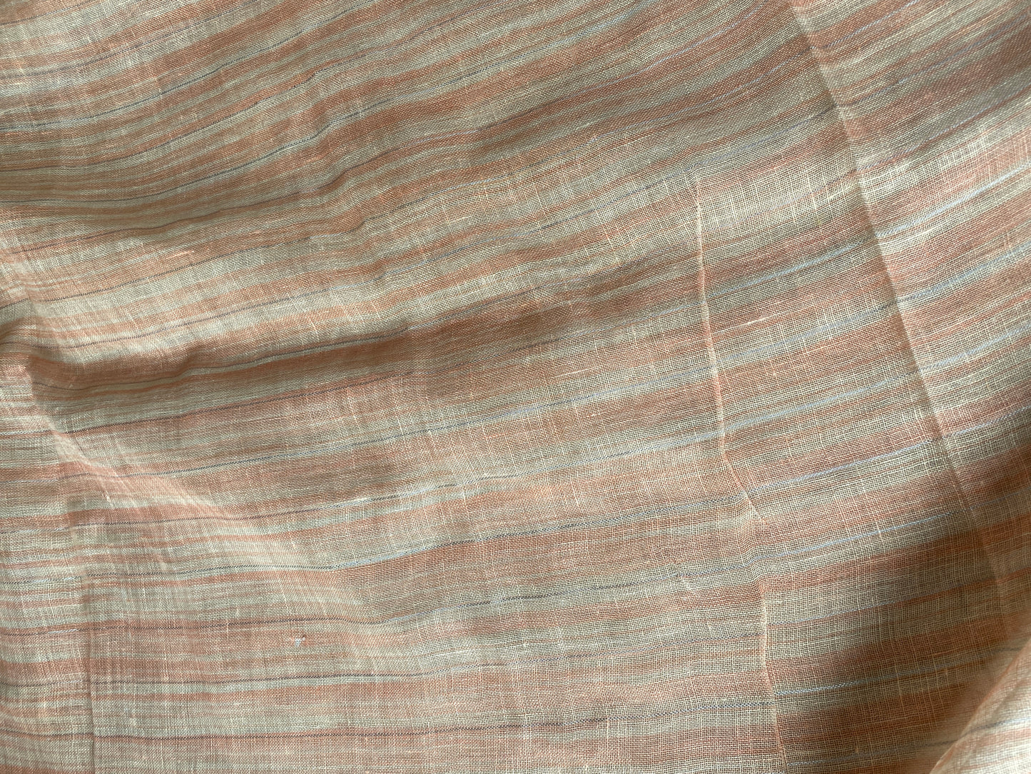 Off White Pure Linen Saree With Peach Floral Hand Print by Shades Of Benares - banarasi - banarasi saree shop - banarasi saree manufacturers - banarasi saree wholesale - banaraasi sarees