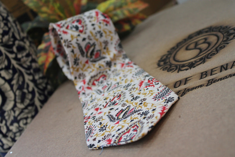 Sophisticated white Banarasi pure raw silk neck tie - Limited Edition by Shades of Benares.