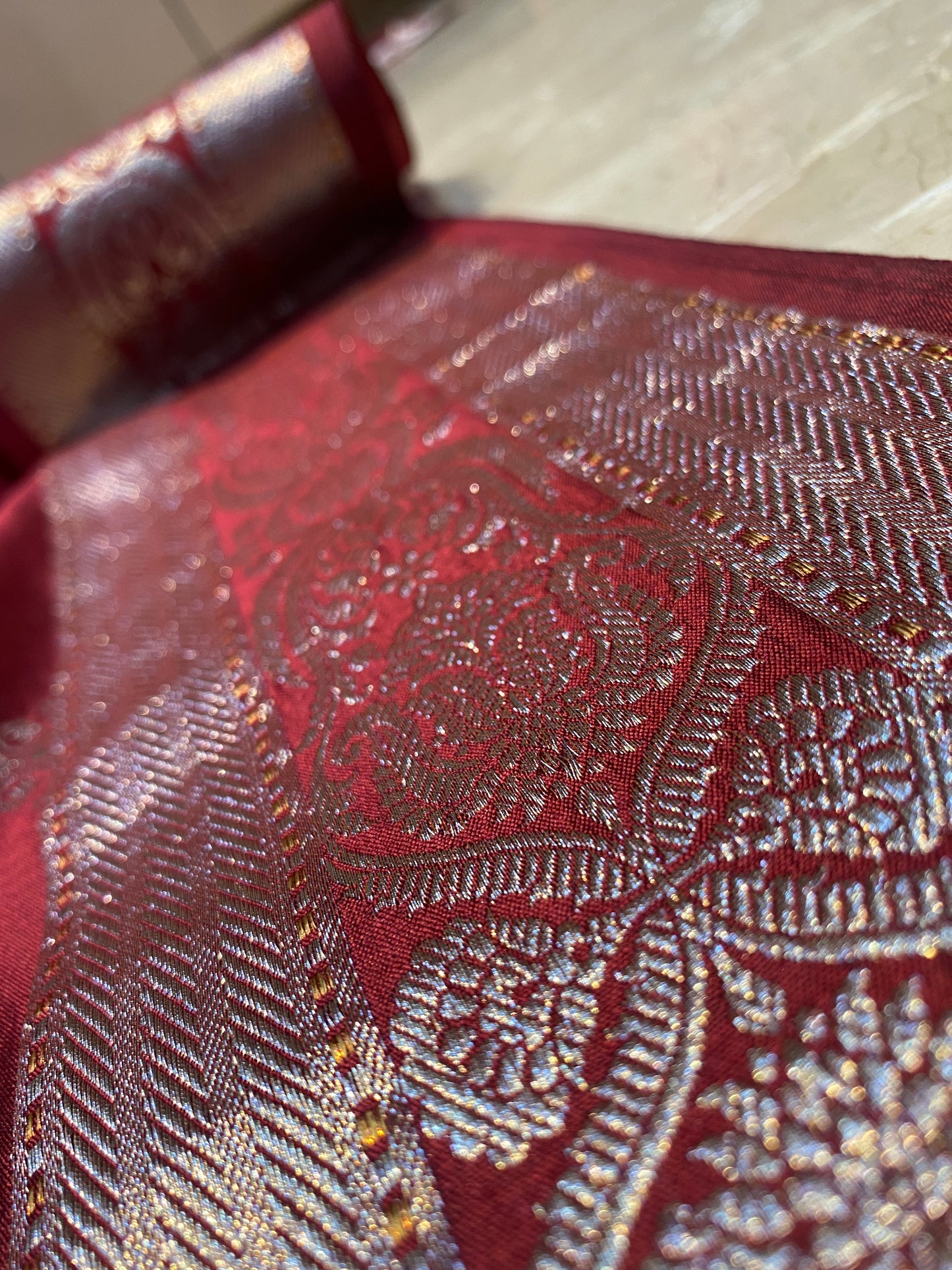 Maroon Chiniya Moonga Silk Khaddi Banarasi Saree with Motifs by Shades Of Banaras - banarasi - banarasi saree shop - banarasi saree manufacturers - banarasi saree wholesale - banaraasi sarees