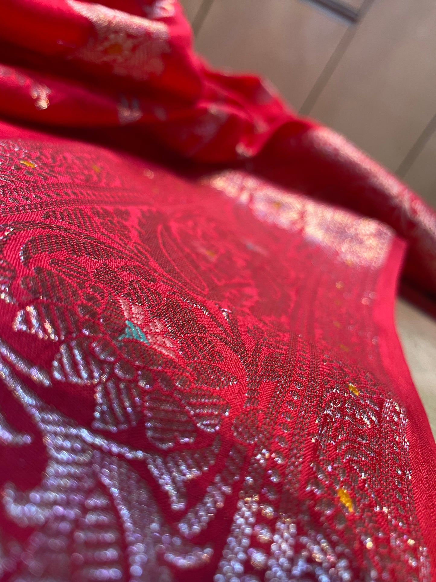 Strawberry Pink Pure Chiniya Moonga Silk Handloom Banarasi Saree by Shades Of Banaras - banarasi - banarasi saree shop - banarasi saree manufacturers - banarasi saree wholesale - banaraasi sarees