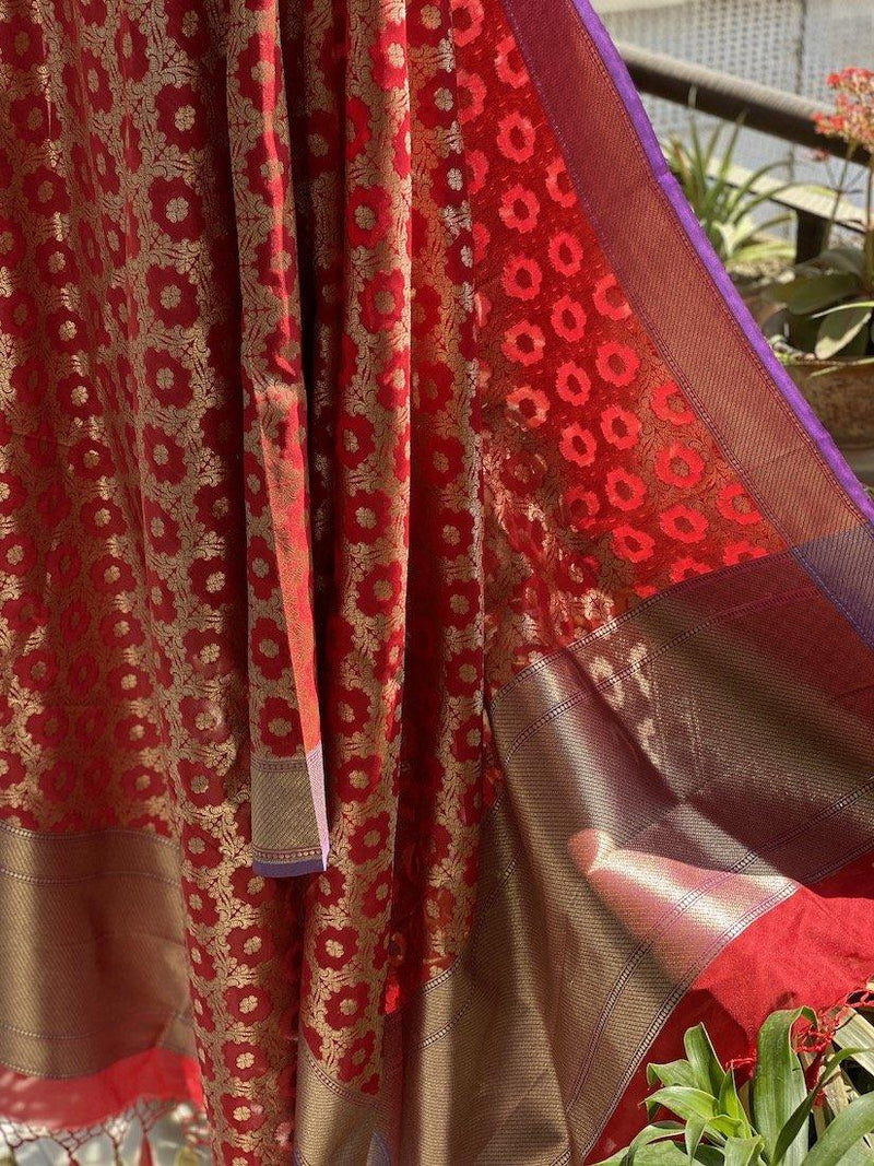 Regal Red Handloom Banarasi Silk Dupatta: Elevate Your Bridal Ensemble - Shades Of Benares