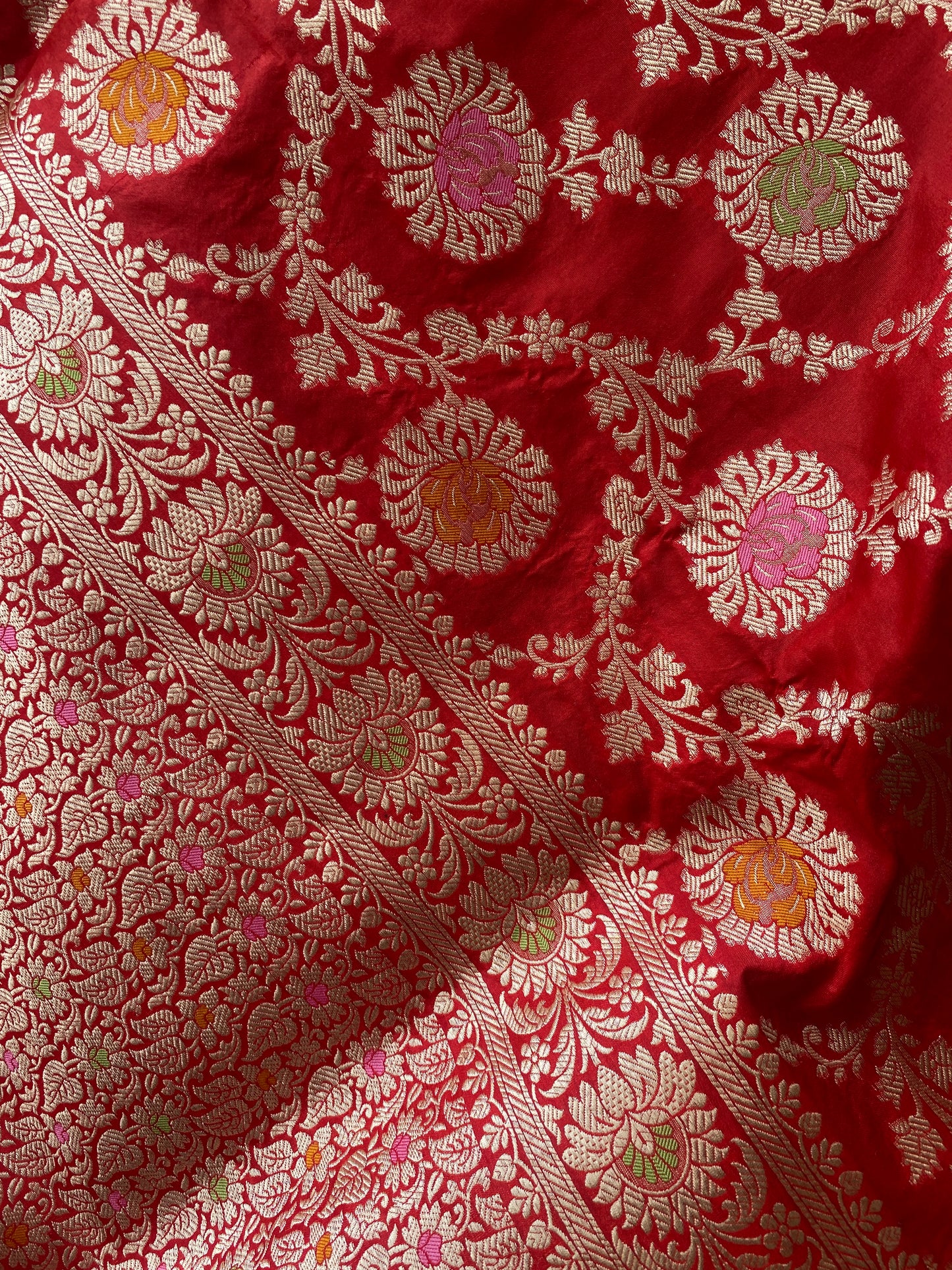 Red Pure Silk Banarasi Saree with Meenakari Floral Jaal by Shades Of Benares - banarasi - banarasi saree shop - banarasi saree manufacturers - banarasi saree wholesale - banaraasi sarees