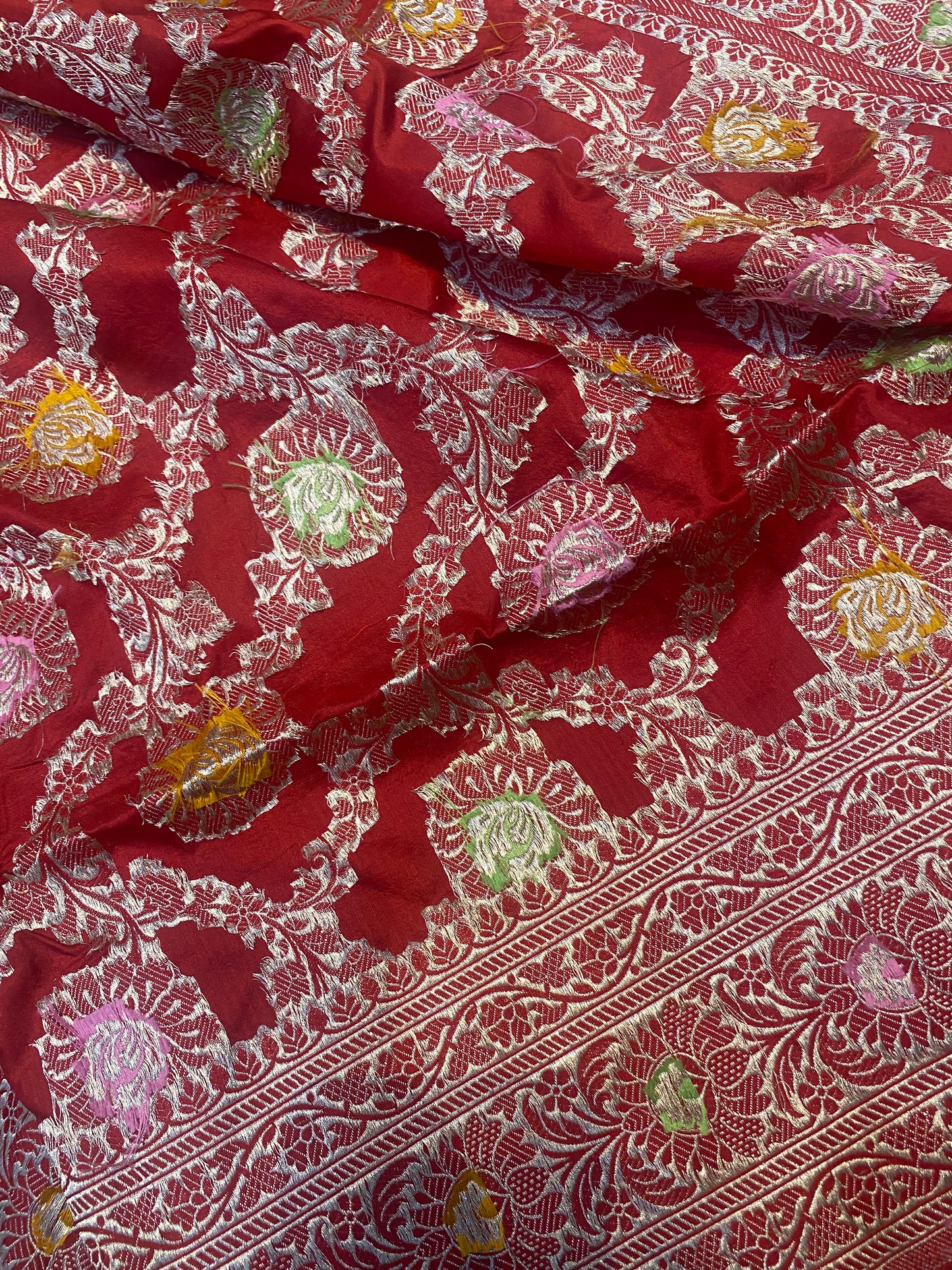 Red Pure Silk Banarasi Saree with Meenakari Floral Jaal by Shades Of Benares - banarasi - banarasi saree shop - banarasi saree manufacturers - banarasi saree wholesale - banaraasi sarees