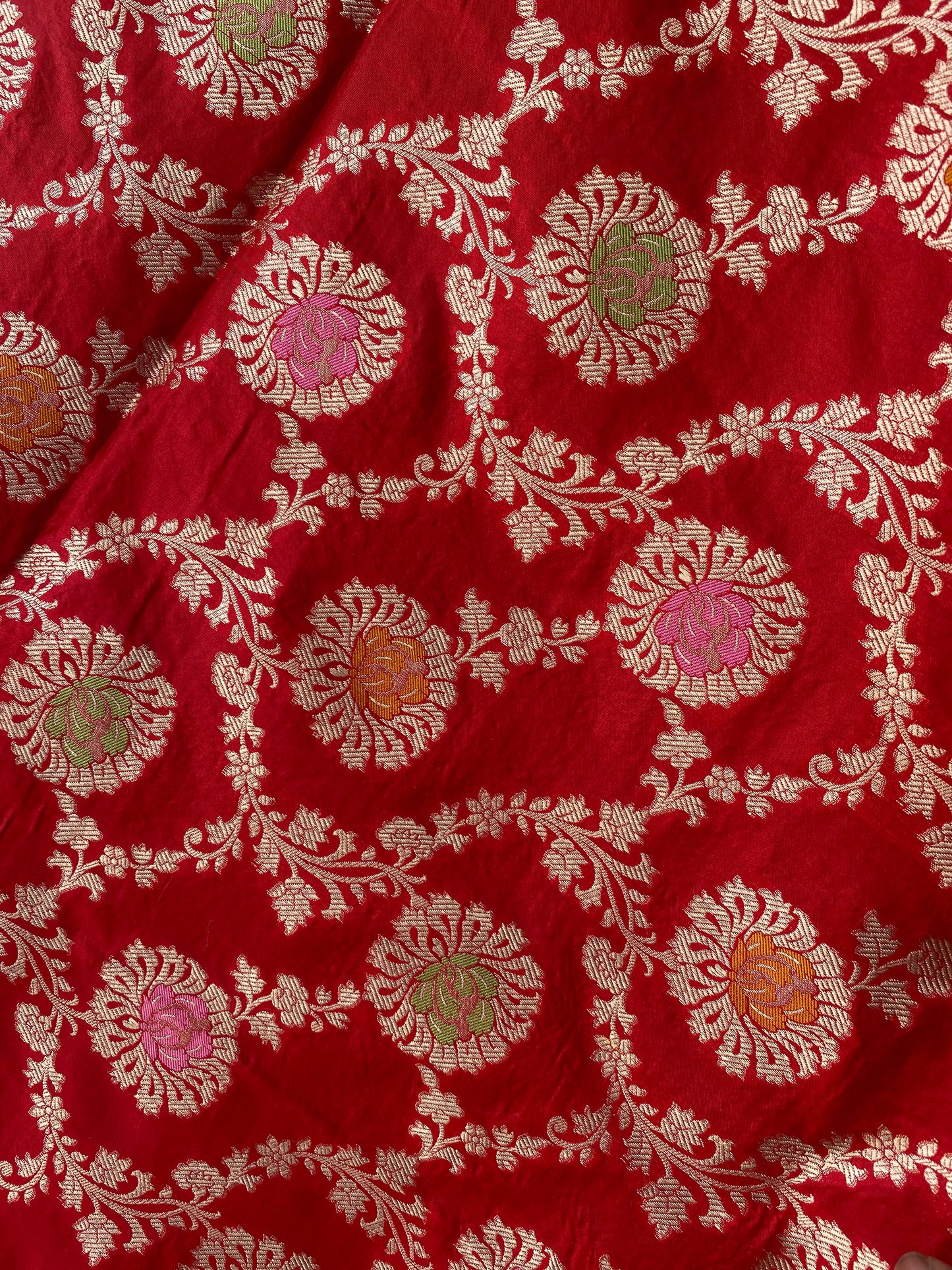 Red Pure Silk Banarasi Saree with Meenakari Floral Jaal by Shades Of Benares - banarasi - banarasi saree shop - banarasi saree manufacturers - banarasi saree wholesale - banaraasi sarees