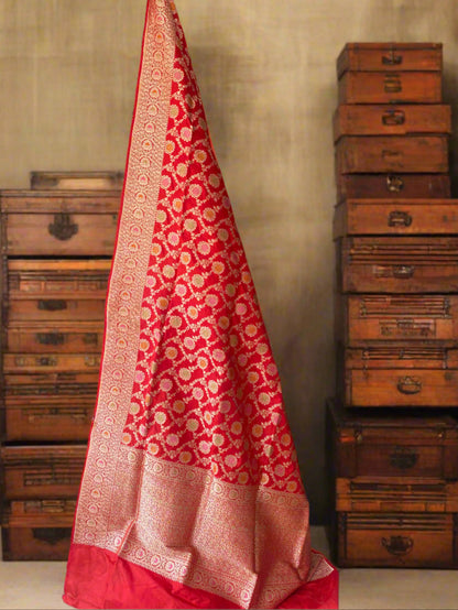 Red Pure Silk Banarasi Saree with Meenakari Floral Jaal by Shades Of Benares - banarasi - banarasi saree shop - banarasi saree manufacturers - banarasi saree wholesale - banaraasi sarees