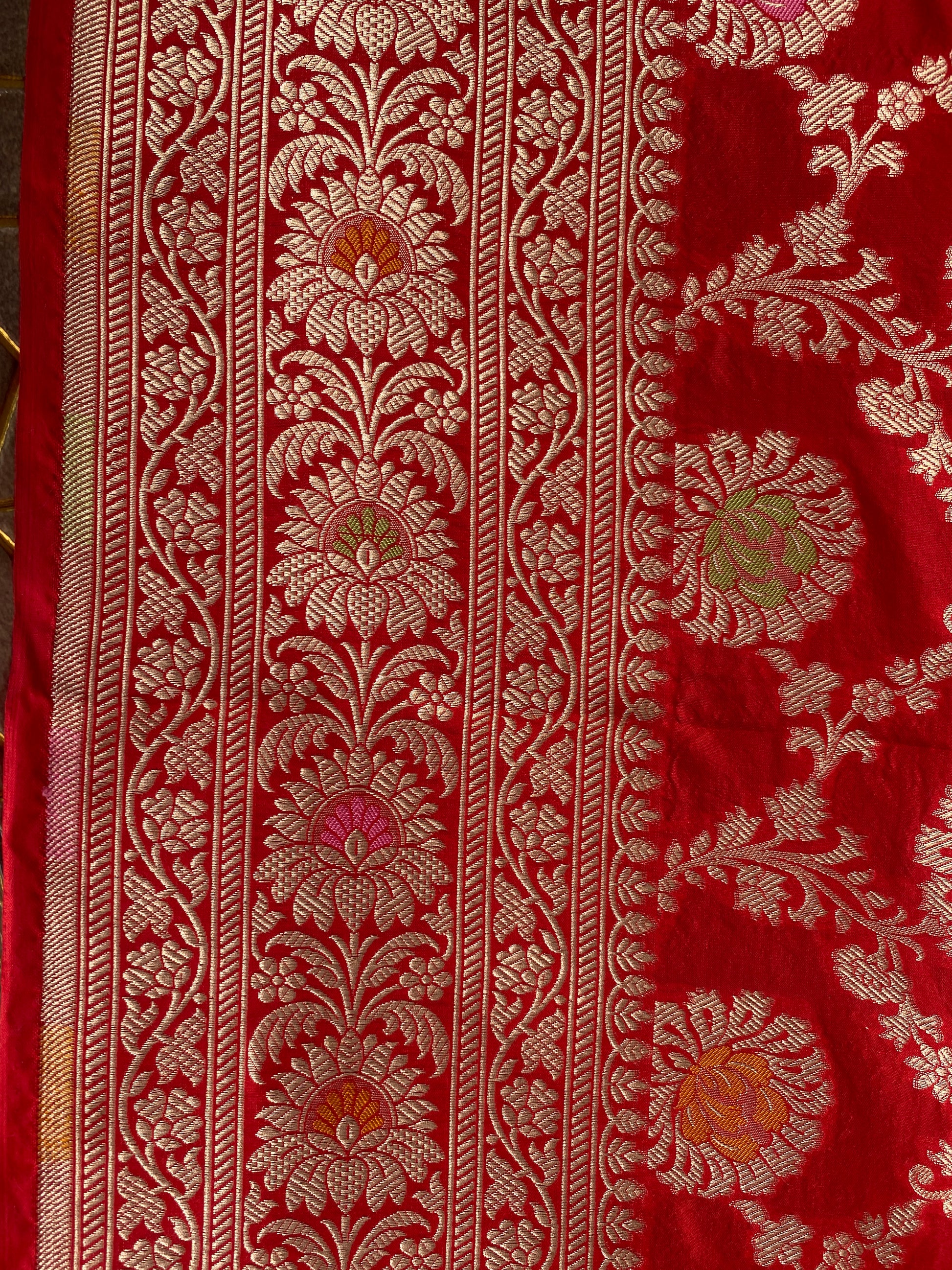 Red Pure Silk Banarasi Saree with Meenakari Floral Jaal by Shades Of Benares - banarasi - banarasi saree shop - banarasi saree manufacturers - banarasi saree wholesale - banaraasi sarees