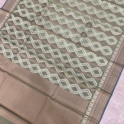 Spring Mist — Light Green Pure Cotton Kota Check Banarasi Saree with Brocade Blouse by Shades Of Banaras - banarasi - banarasi saree shop - banarasi saree manufacturers - banarasi saree wholesale - banaraasi sarees