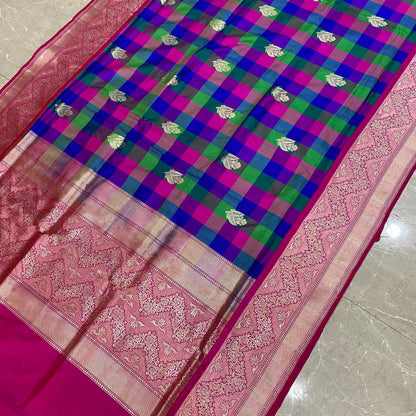 Rangkaat Royale — Pure Silk Banarasi Saree with Kadhua Motifs in Matt Gold Zari by Shades Of Banaras - banarasi - banarasi saree shop - banarasi saree manufacturers - banarasi saree wholesale - banaraasi sarees