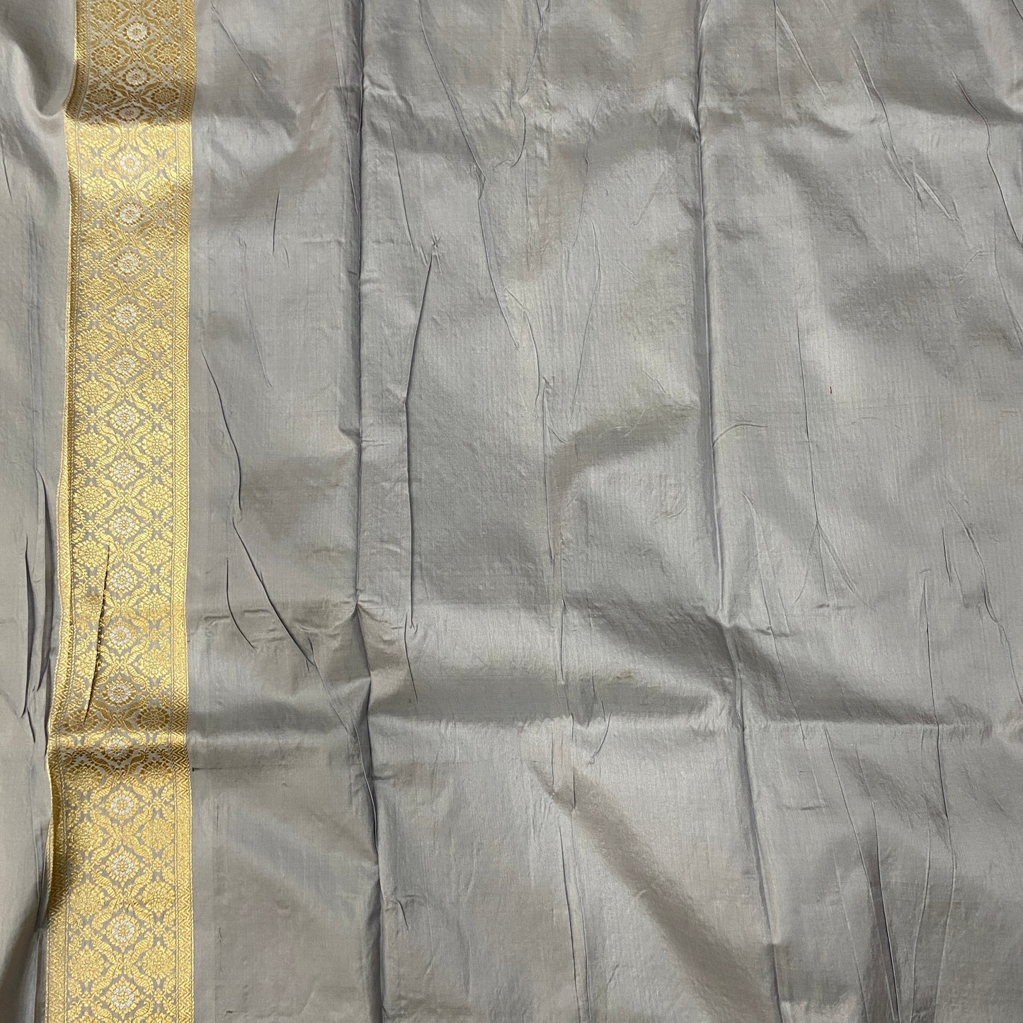 Captivating Drape: The Grey Pure Silk Banarasi Saree by Shades Of Banaras - banarasi - banarasi saree shop - banarasi saree manufacturers - banarasi saree wholesale - banaraasi sarees