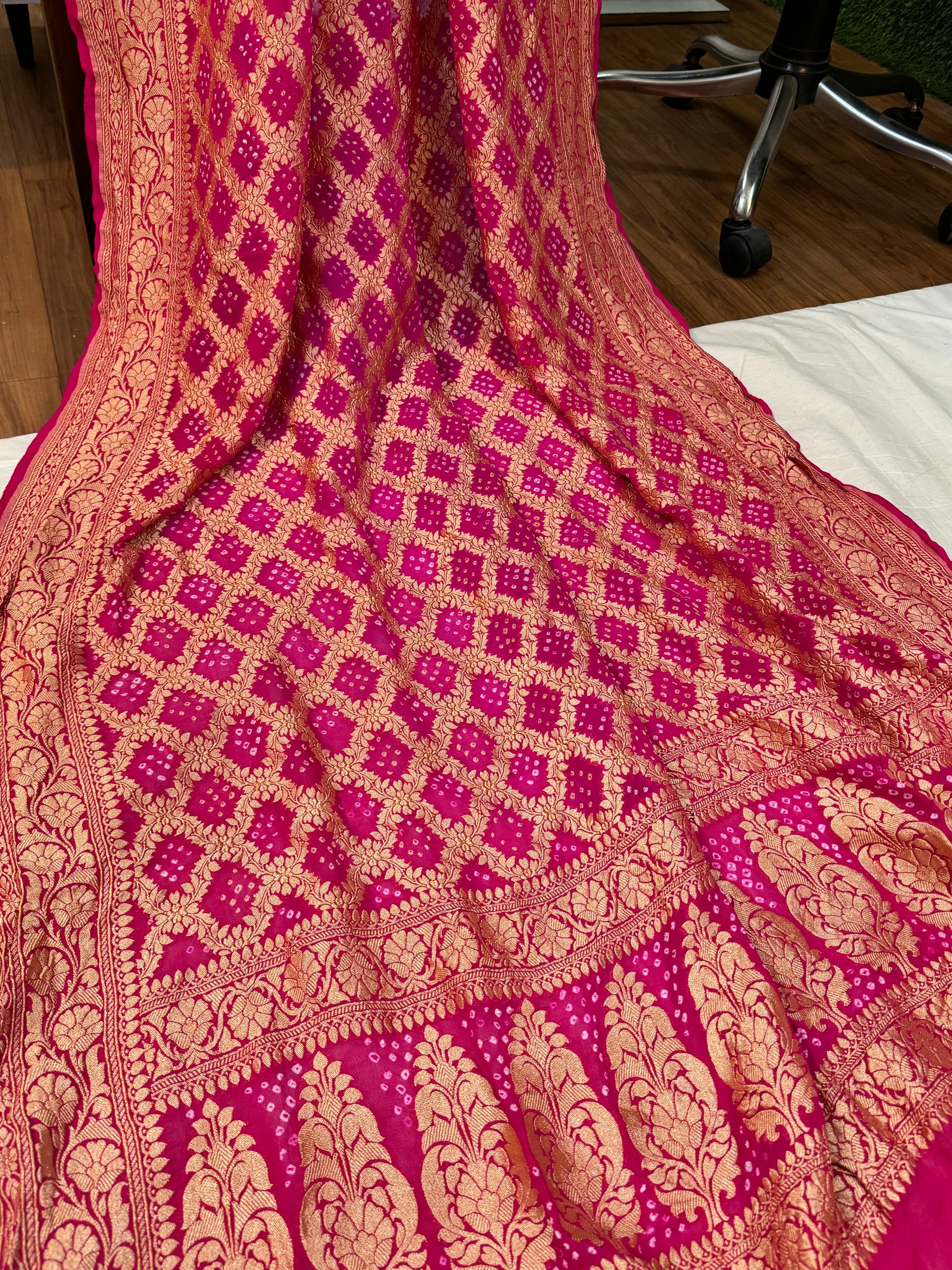 Exquisite Charm: Pink Banarasi Khaddi Georgette Dupatta by Shades Of Benares - banarasi - banarasi saree shop