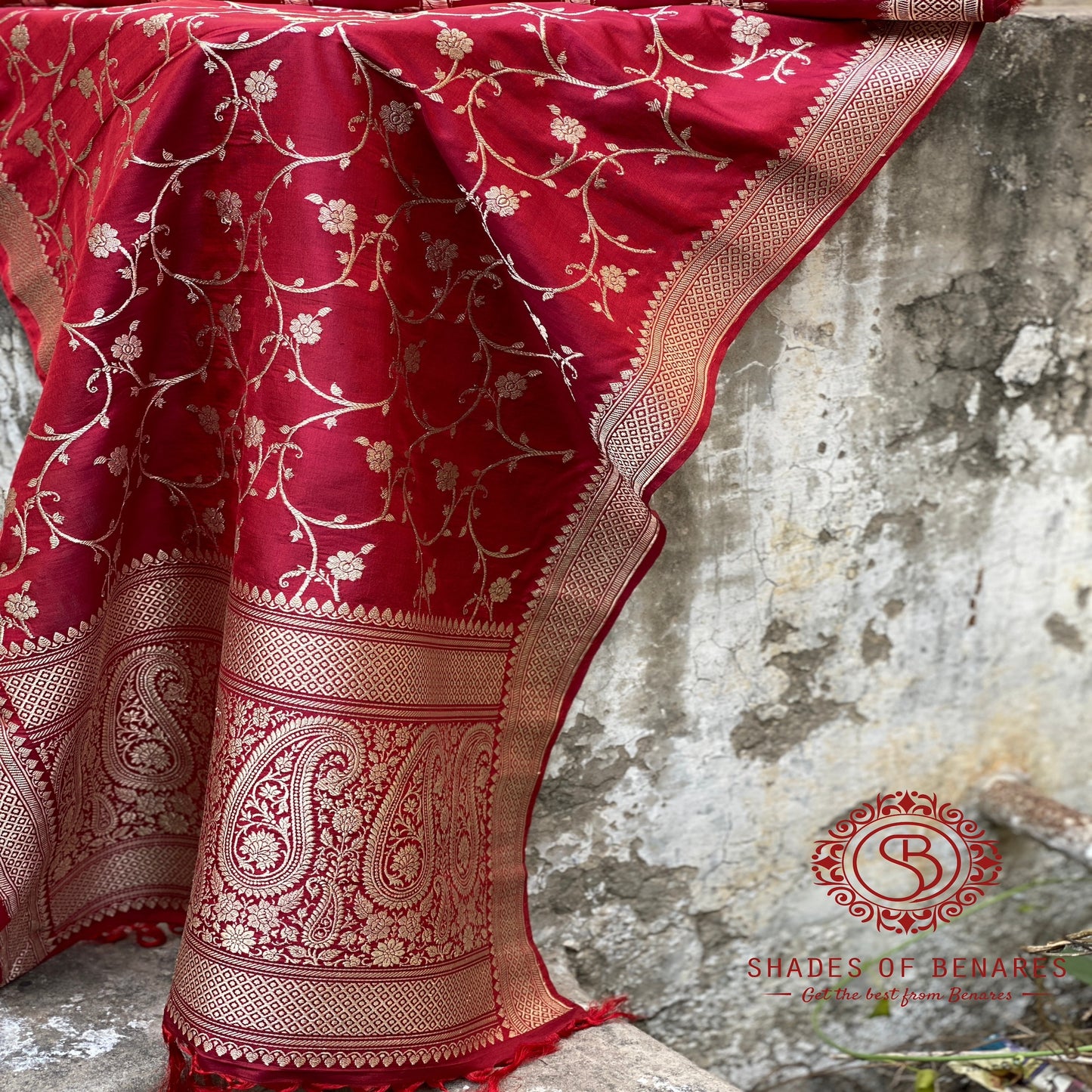 Opulent Maroon Banarasi Handloom Kadhwa Silk Scarf by Shades Of Benares - banarasi - banarasi saree shop