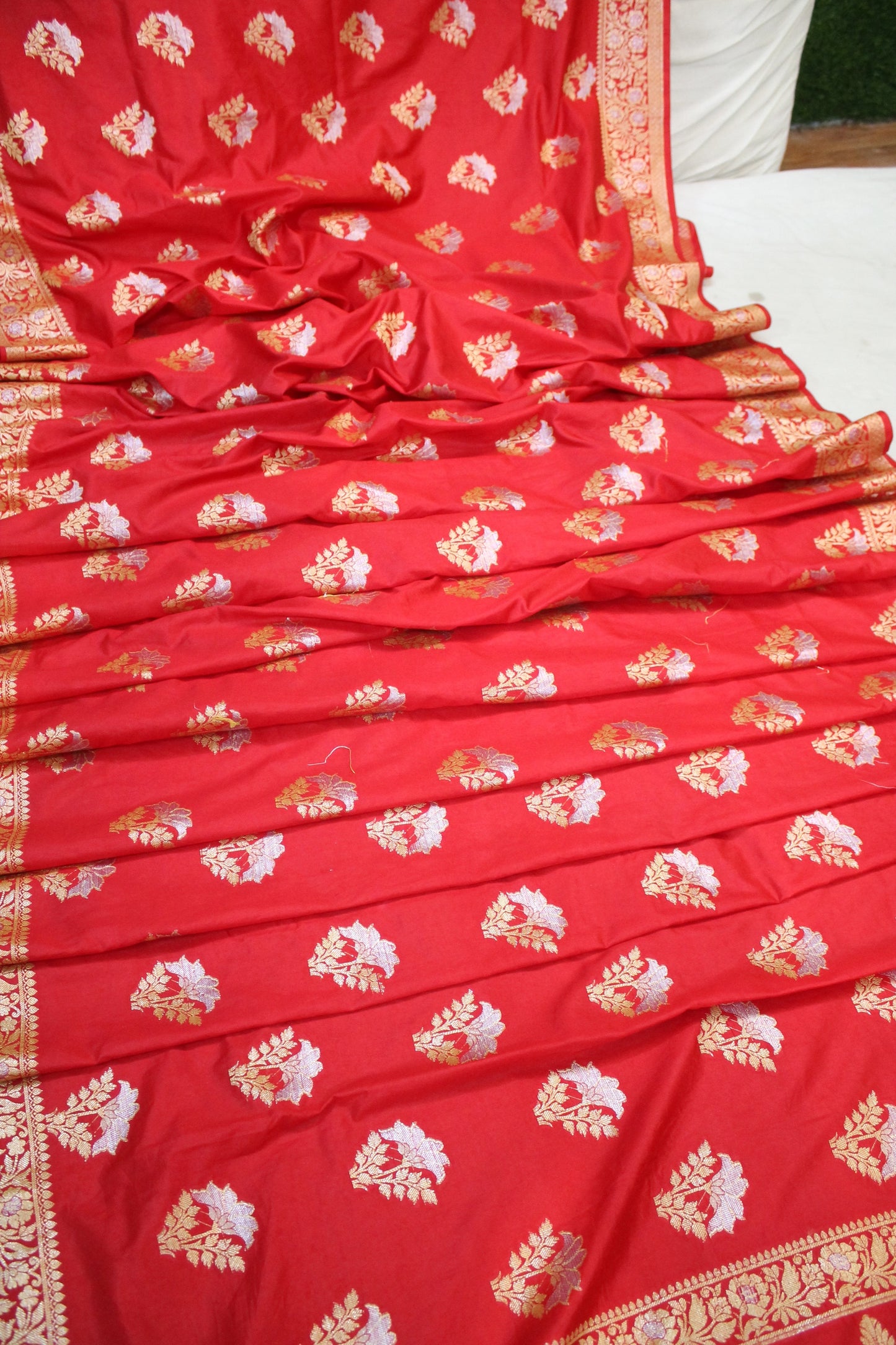 Scarlet Splendor: Red Sona Rupa Buti Katan Soft Butter Silk Handloom Banarasi Saree by Shades Of Benares - banarasi - banarasi saree shop