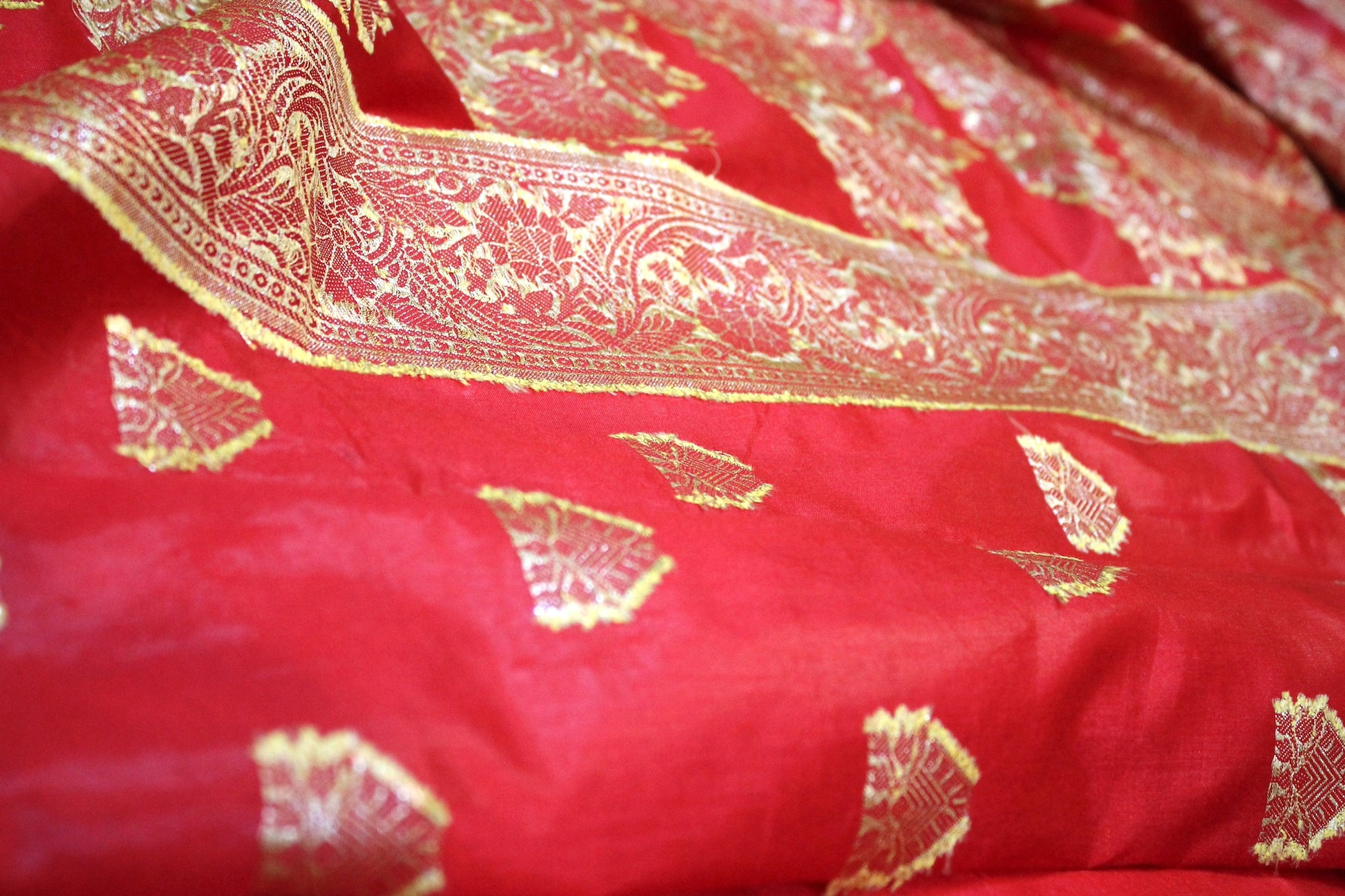 Bridal Elegance: Red Buti Katan Soft Butter Silk Handloom Banarasi Saree by Shades Of Benares - banarasi - banarasi saree shop