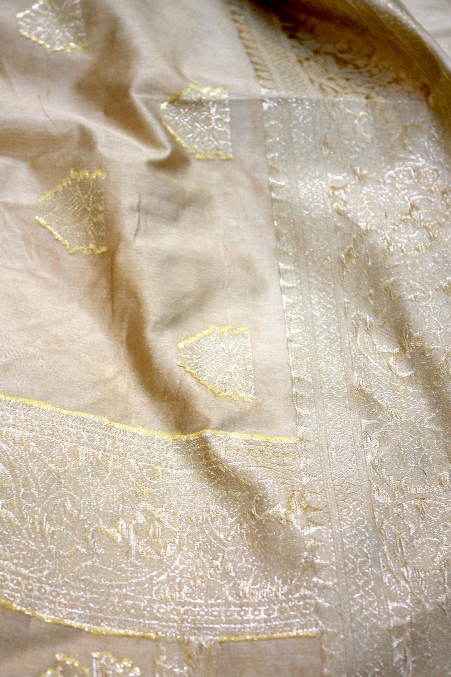 Beige Buti Katan Soft Butter Silk Handloom Banarasi Saree by Shades Of Benares - banarasi - banarasi saree shop