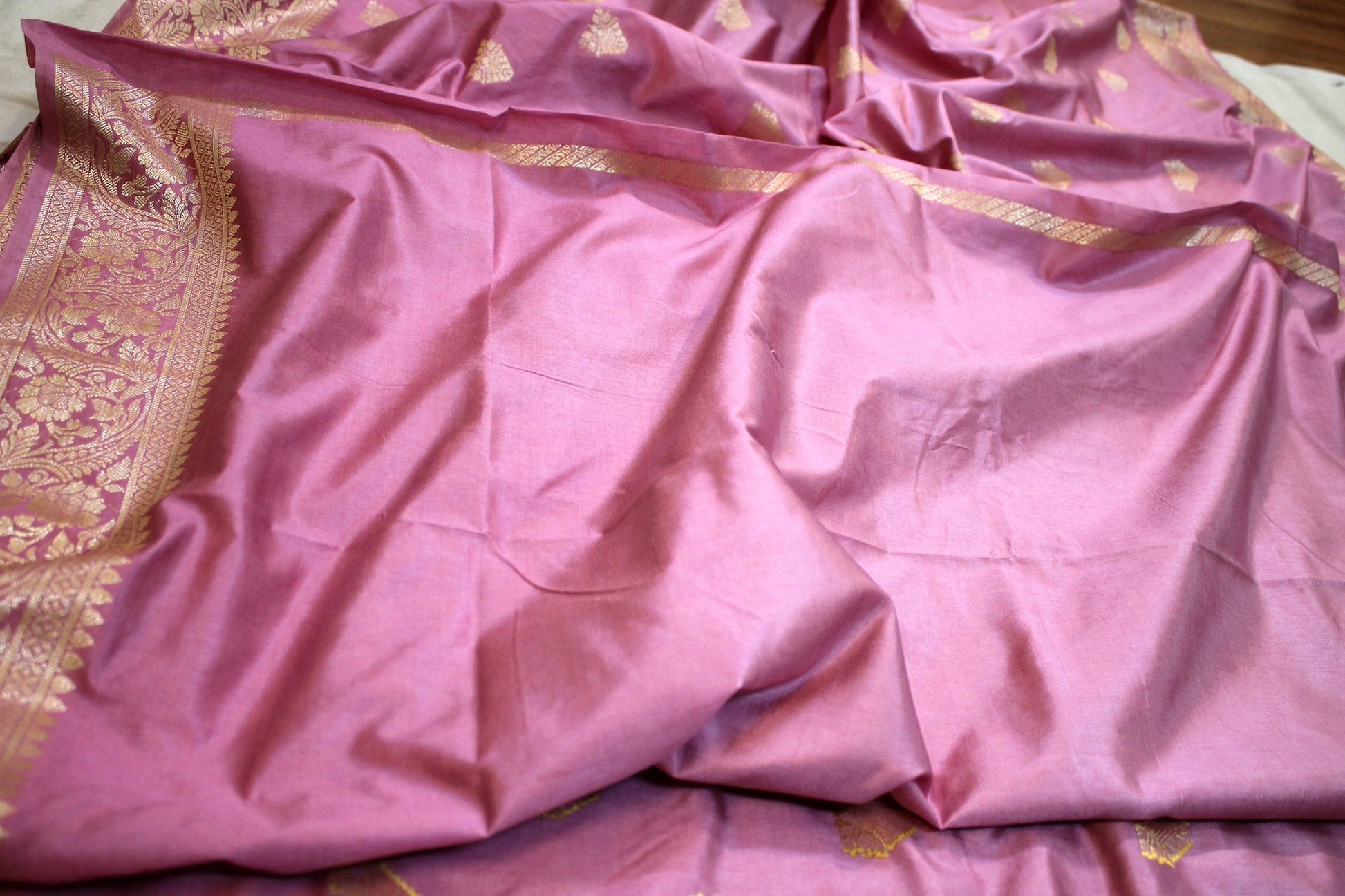 Pink Perfection: Buti Katan Soft Butter Silk Handloom Banarasi Saree by Shades Of Benares - banarasi - banarasi saree shop