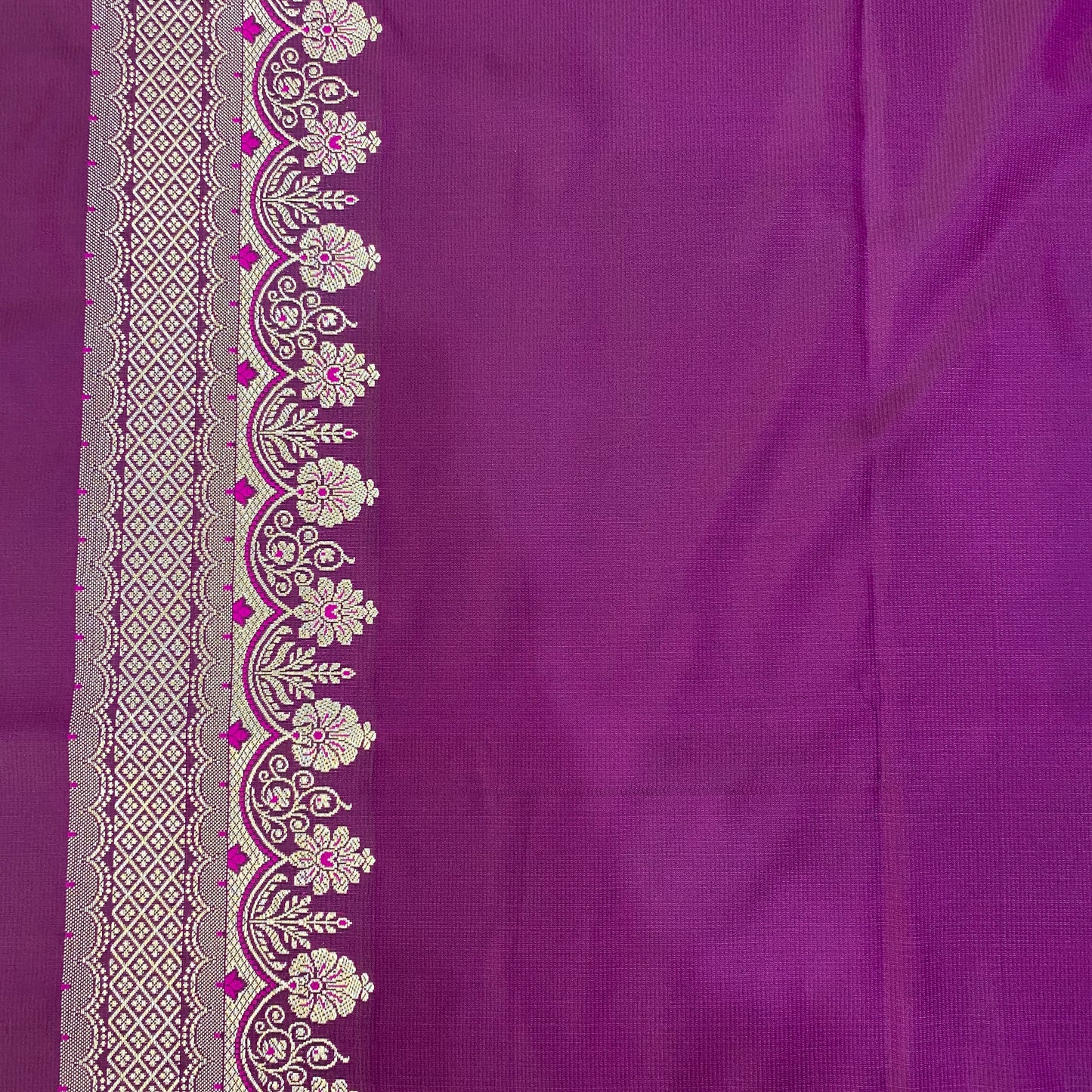 Royal Amethyst Luxe Couture Pure Silk Banarasi Saree by Shades Of Banaras - banarasi - banarasi saree shop - banarasi saree manufacturers - banarasi saree wholesale - banaraasi sarees - banarasi sari - banarasi saris