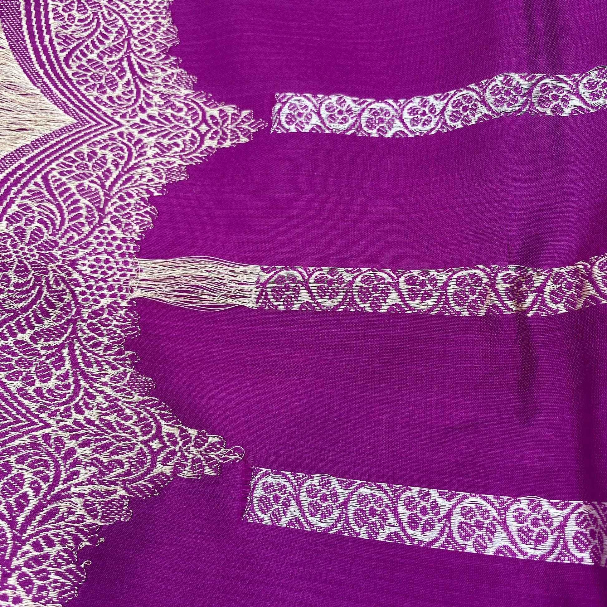 The Royal Violet Stripe Couture: Pure Silk Kadhua Banarasi Saree with Scallop Detailing by Shades Of Banaras - banarasi - banarasi saree shop - banarasi saree manufacturers - banarasi saree wholesale - banaraasi sarees - banarasi sari - banarasi saris