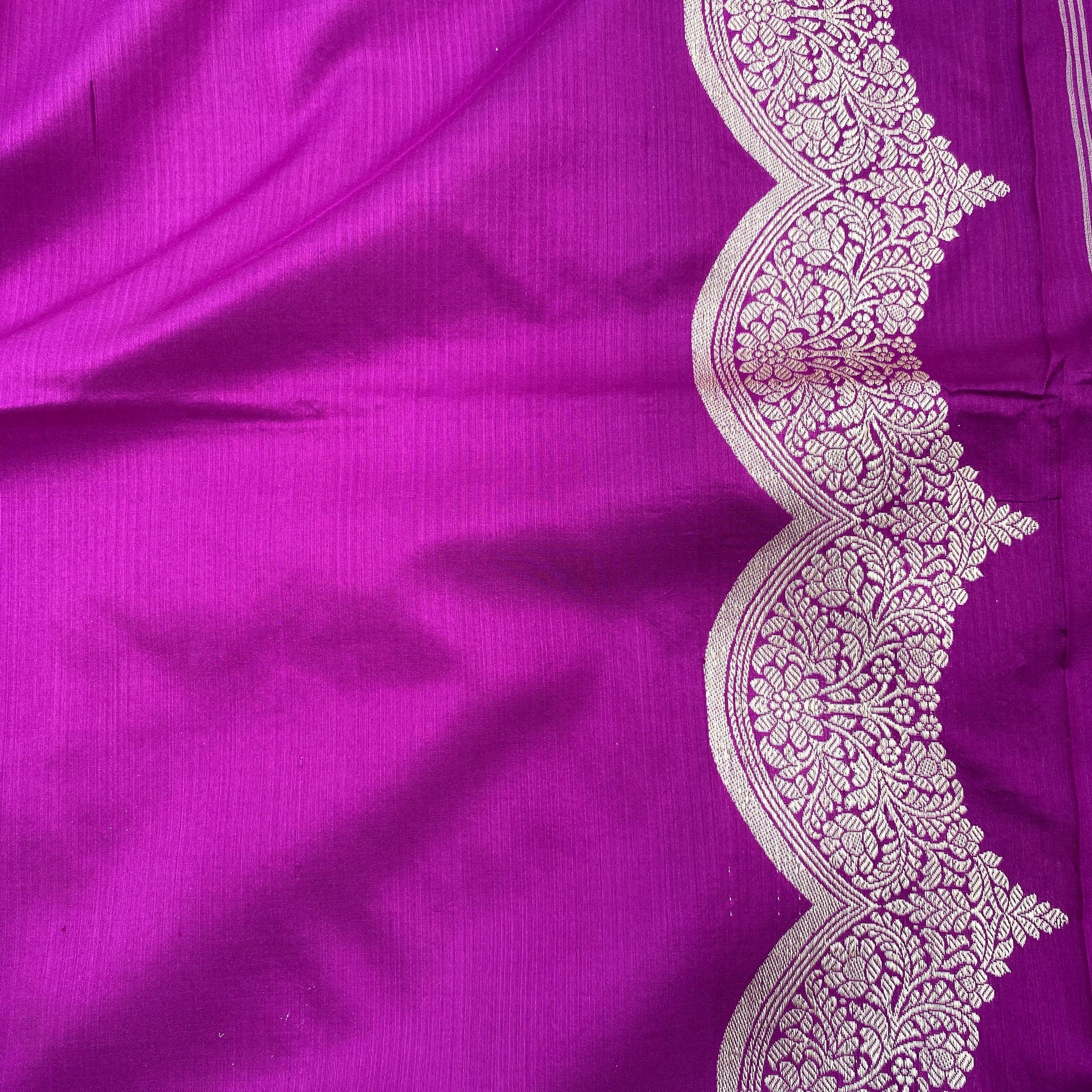 The Royal Violet Stripe Couture: Pure Silk Kadhua Banarasi Saree with Scallop Detailing by Shades Of Banaras - banarasi - banarasi saree shop - banarasi saree manufacturers - banarasi saree wholesale - banaraasi sarees - banarasi sari - banarasi saris