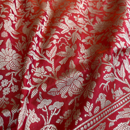 Luxe Heritage: The Crimson Shikaargaah Couture Pure Silk Banarasi Saree by Shades Of Banaras - banarasi - banarasi saree shop - banarasi saree manufacturers - banarasi saree wholesale - banaraasi sarees - banarasi sari - banarasi saris