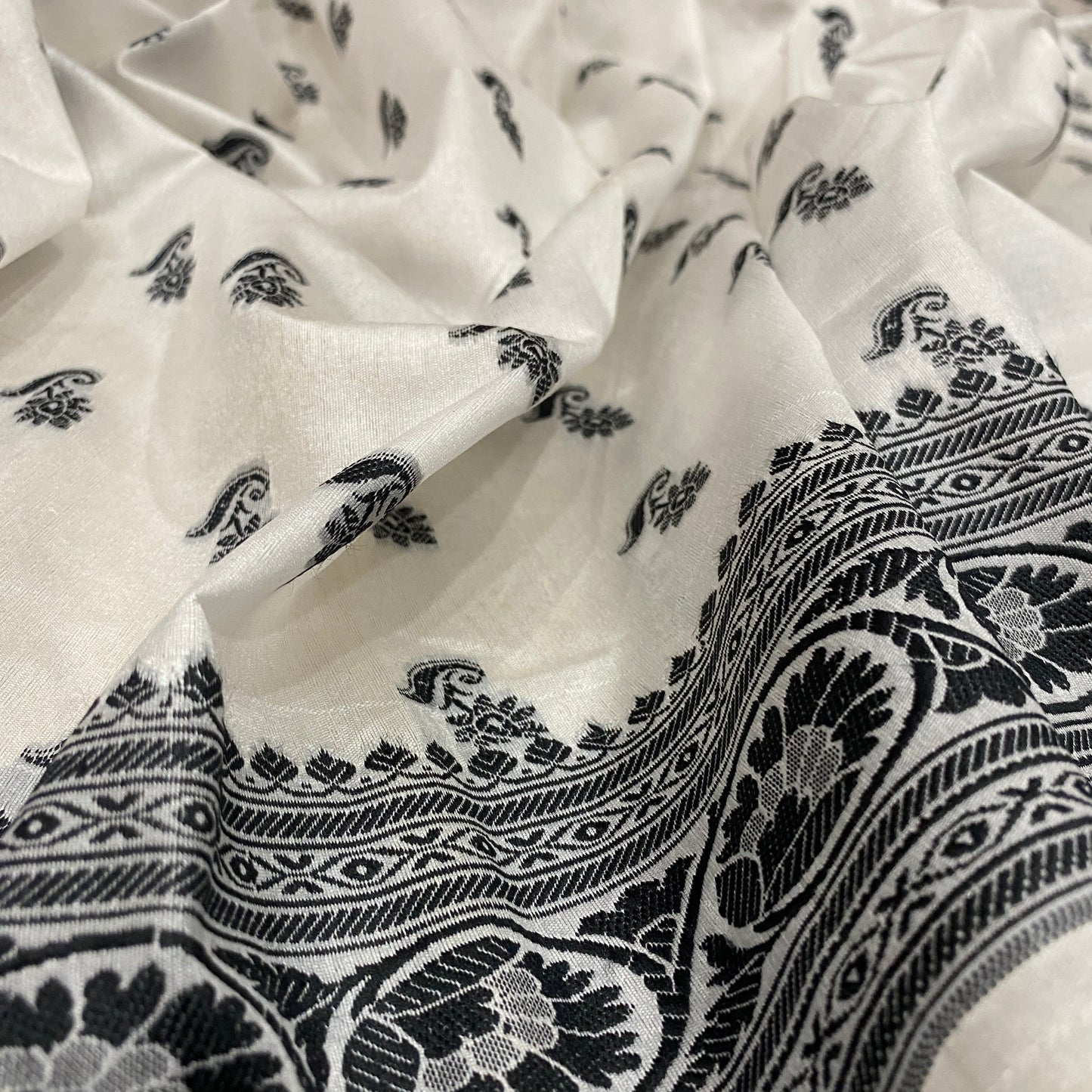 Ivory Mist Luxe Banarasi Sari – Handwoven Pure Cotton Elegance by Shades Of Banaras - banarasi - banarasi saree shop - banarasi saree manufacturers - banarasi saree wholesale - banaraasi sarees - banarasi sari - banarasi saris - silk saree - silk sari - wedding saree - wedding sari - designer sari - wedding collection - gifting