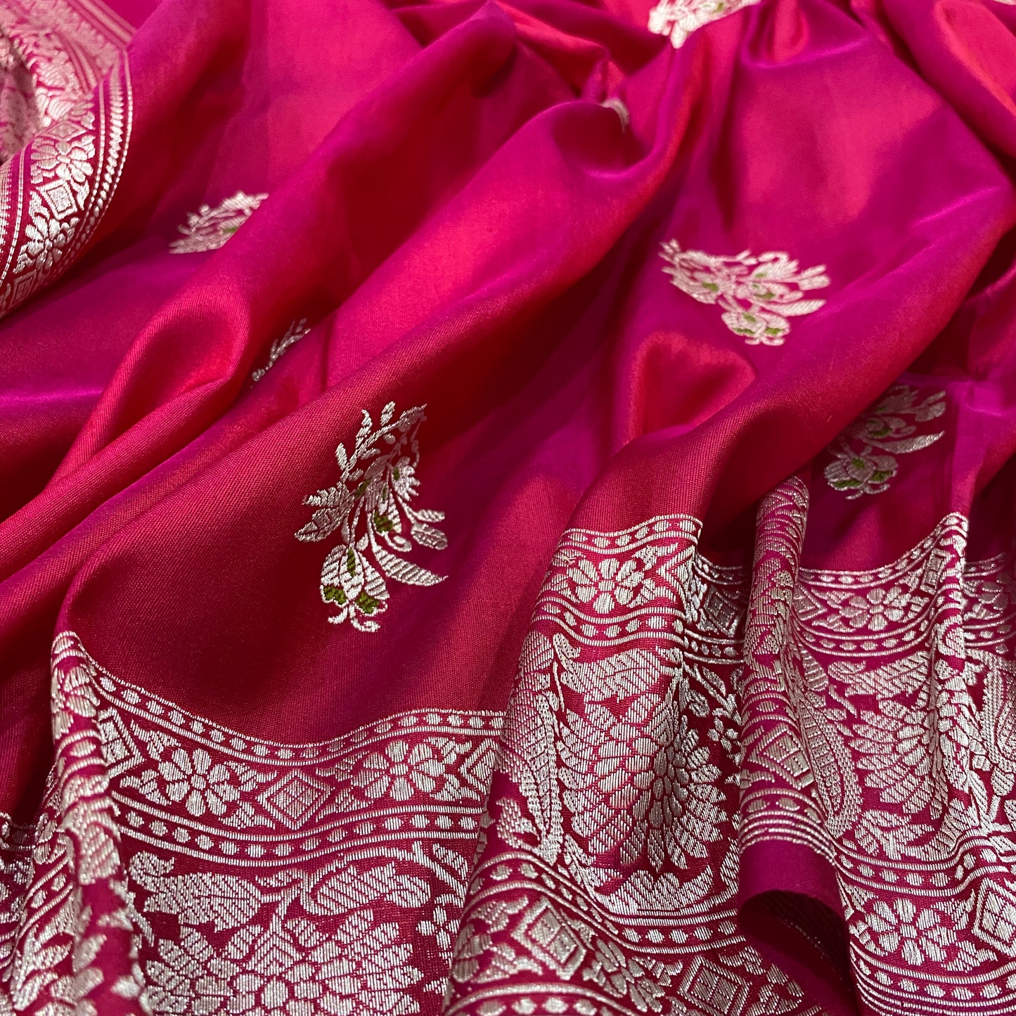 The Rani Pink Luxe Heritage: Pure Silk Kadhua Floral Banarasi Saree by Shades Of Banaras - banarasi - banarasi saree shop - banarasi saree manufacturers - banarasi saree wholesale - banaraasi sarees - banarasi sari - banarasi saris - silk saree - silk sari - wedding saree - wedding sari - designer sari - wedding collection - gifting