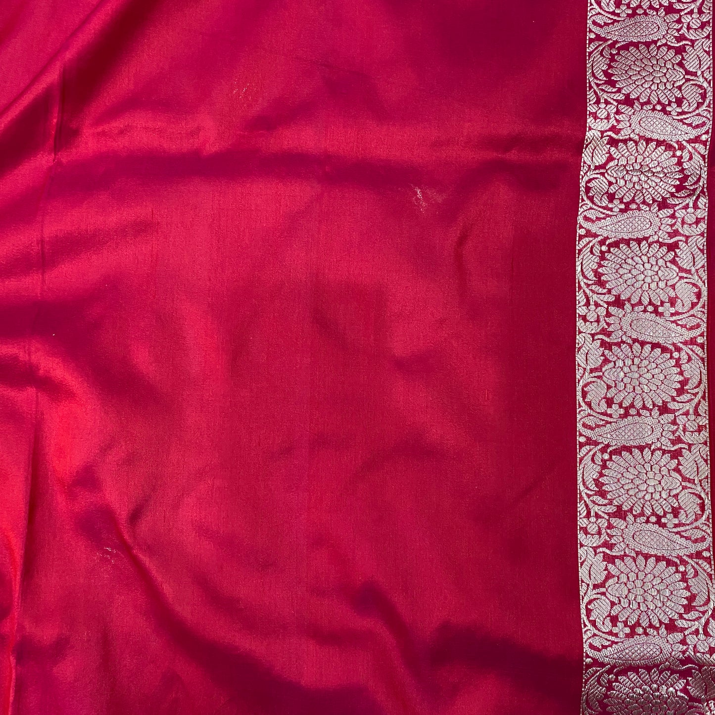 The Rani Pink Luxe Heritage: Pure Silk Kadhua Floral Banarasi Saree by Shades Of Banaras - banarasi - banarasi saree shop - banarasi saree manufacturers - banarasi saree wholesale - banaraasi sarees - banarasi sari - banarasi saris - silk saree - silk sari - wedding saree - wedding sari - designer sari - wedding collection - gifting