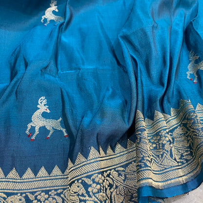 The Blue Royale: Pure Silk Kadwa Shikaargaah Banarasi Saree by Shades Of Banaras - banarasi - banarasi saree shop - banarasi saree manufacturers - banarasi saree wholesale - banaraasi sarees - banarasi sari - banarasi saris - silk saree - silk sari - wedding saree - wedding sari - designer sari - wedding collection - gifting