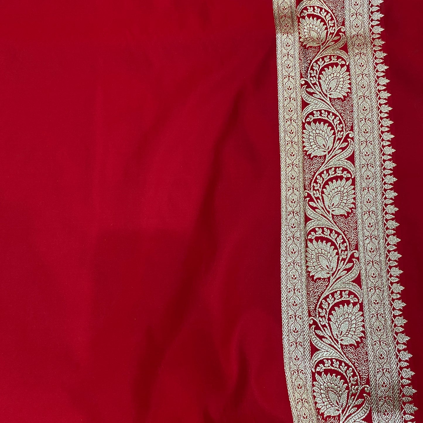 The Crimson Luxe: All-Over Buti Pure Satin Silk Banarasi Saree by Shades Of Banaras - banarasi - banarasi saree shop - banarasi saree manufacturers - banarasi saree wholesale - banaraasi sarees - banarasi sari - banarasi saris - silk saree - silk sari - wedding saree - wedding sari - designer sari - wedding collection - gifting