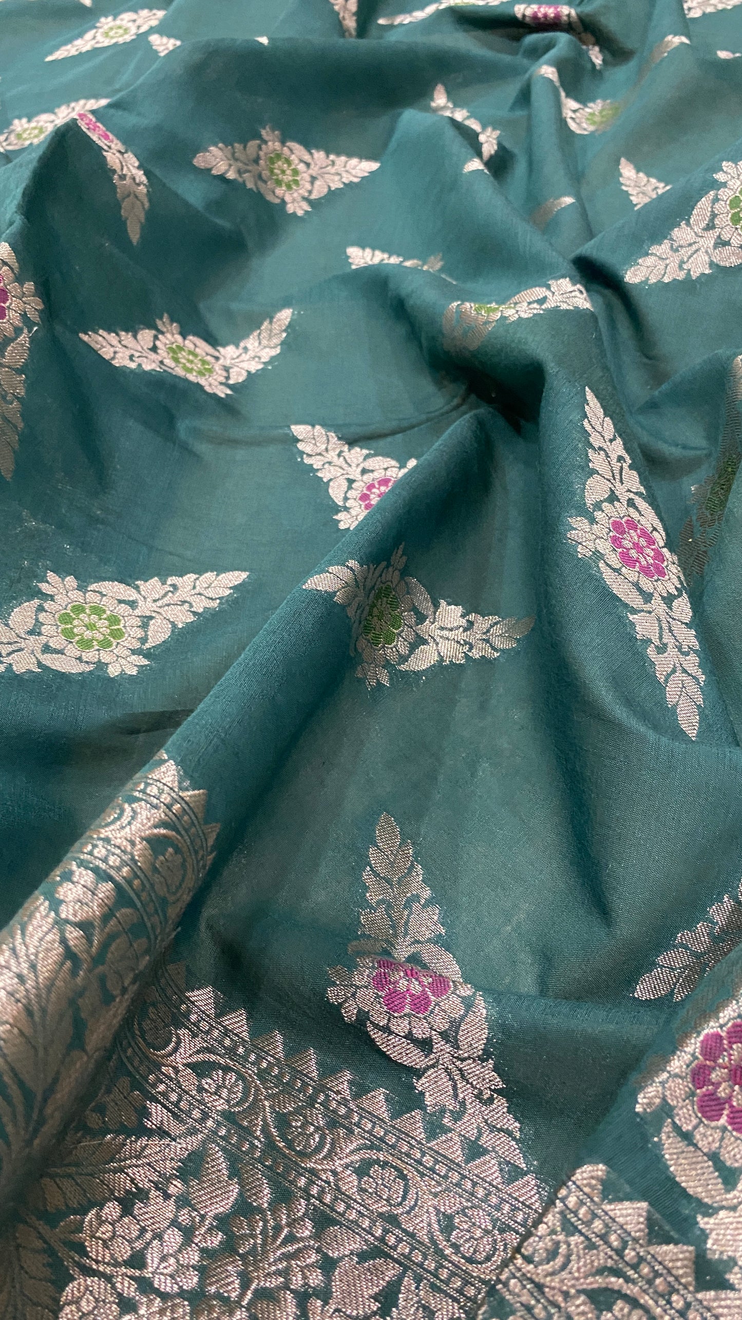 Bottle Green Handwoven Minakari Pure Cotton Silk Banarasi Saree – Luxe Matt Silver Zari Edition