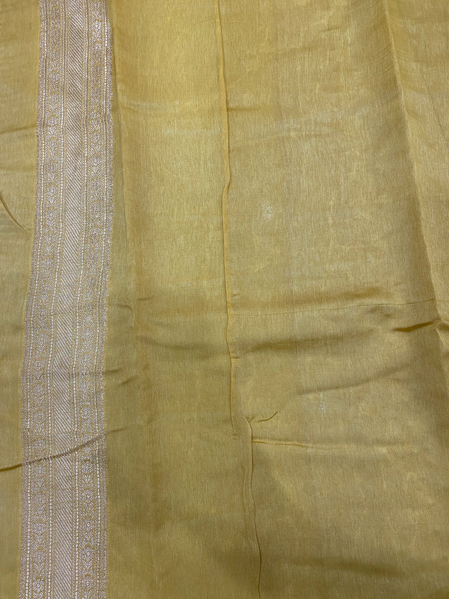 Yellow Luxe Pure Mango Silk Rangkaat Ghatchola Saree with Bandhej