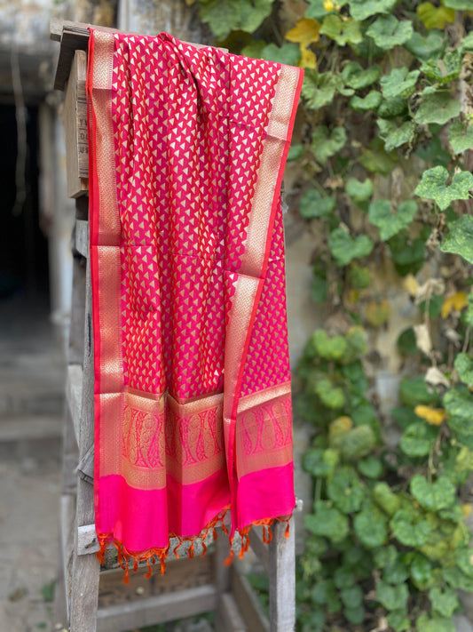 Handwoven Pink Silk Dupatta by Shades Of Benares - banarasi - banarasi saree shop