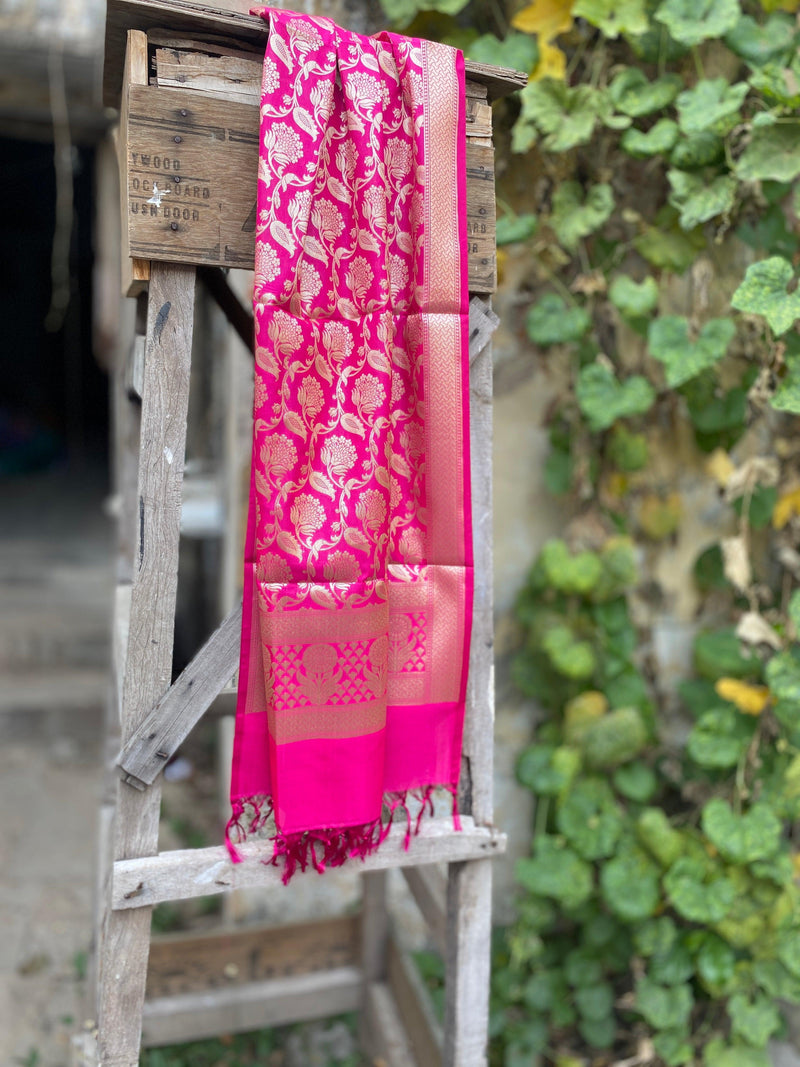 Handwoven Pink Silk Dupatta - Shades Of Benares