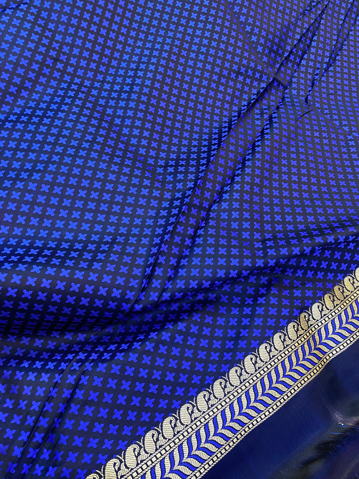 Exquisite Royal Blue Pure Katan Silk Banarasi Saree by Shades Of Benares - banarasi - banarasi saree shop