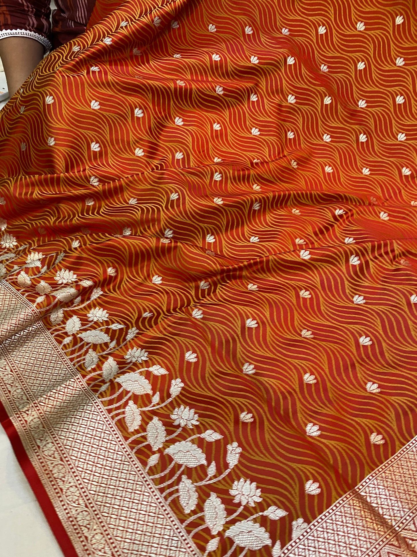 Radiant Fusion: Pinkish Orange Pure Katan Silk Banarasi Saree by Shades Of Benares - banarasi - banarasi saree shop