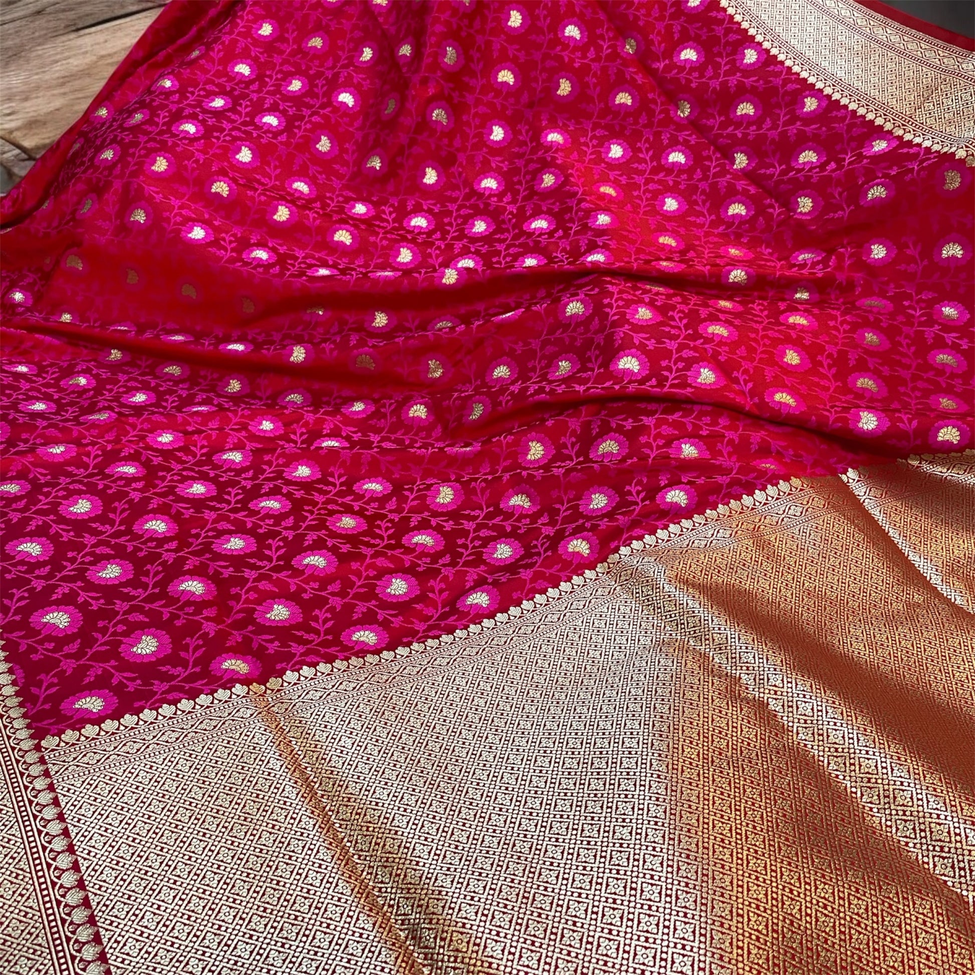 Exquisite Raani Pink Pure Katan Silk Banarasi Saree by Shades Of Benares - banarasi - banarasi saree shop