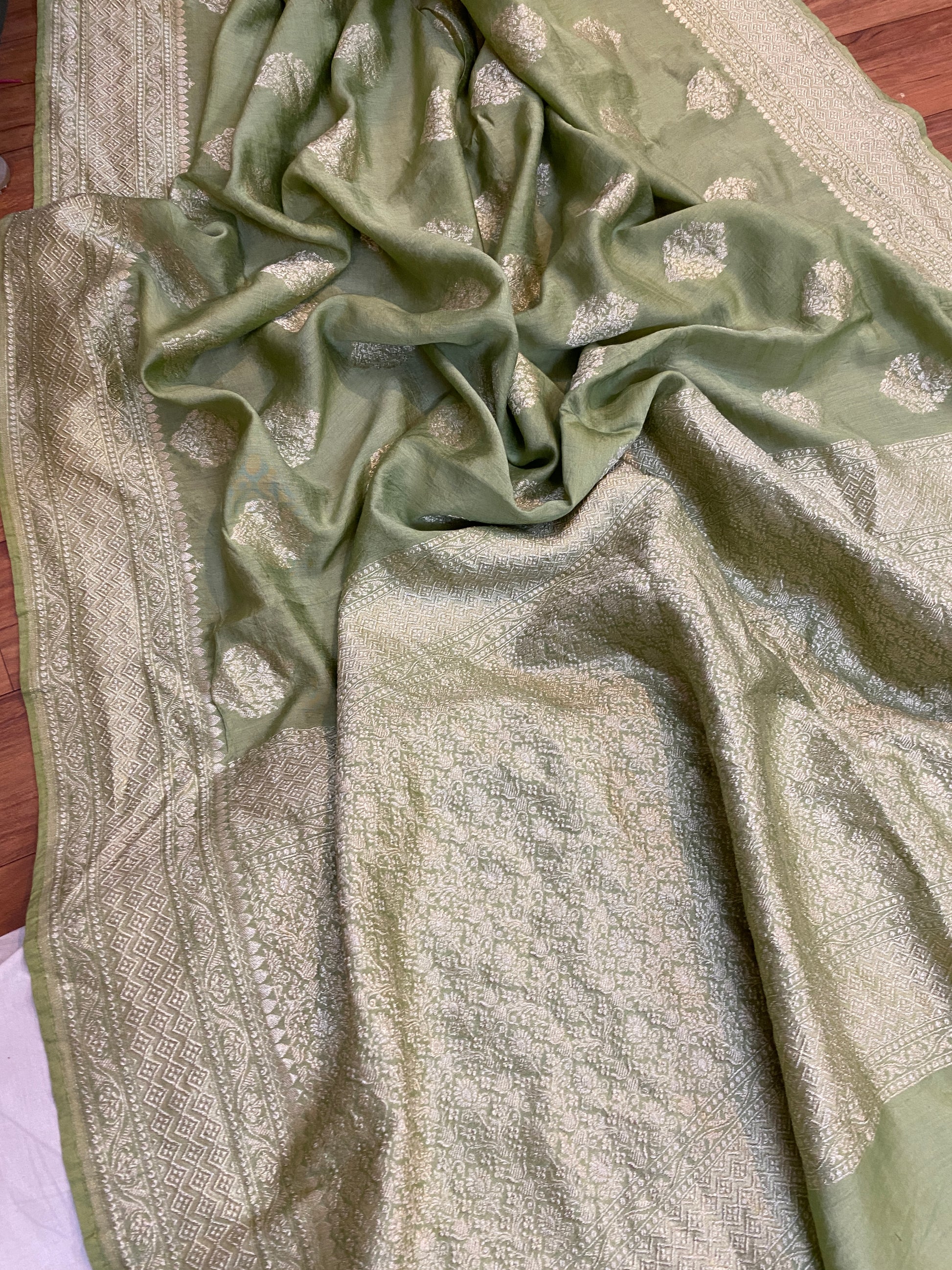 The Pastel Green Handloom Pure Moonga Silk Banarasi Saree by Shades Of Benares - banarasi - banarasi saree shop